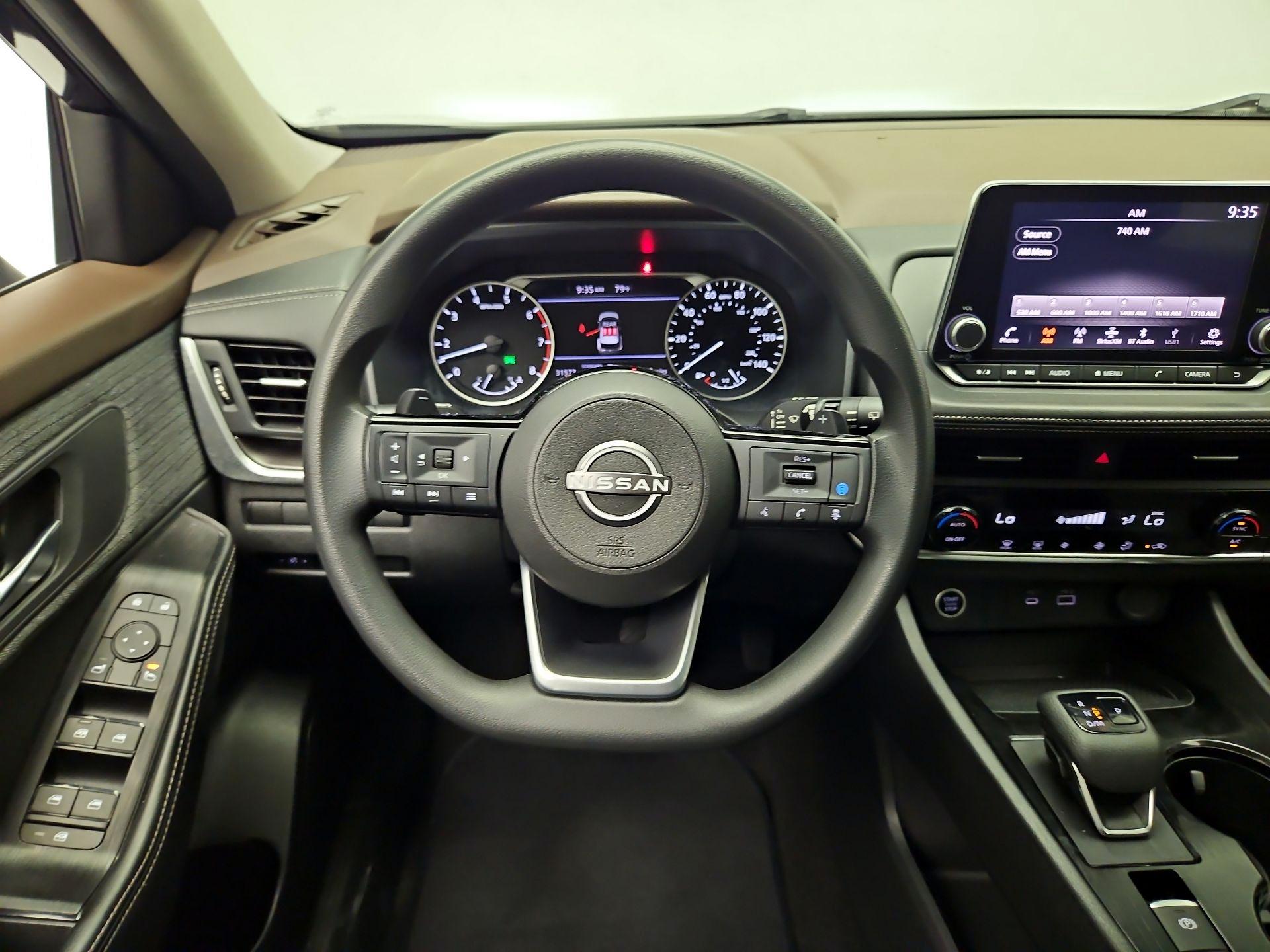 Thumbnail: 2023 Nissan Rogue - 10