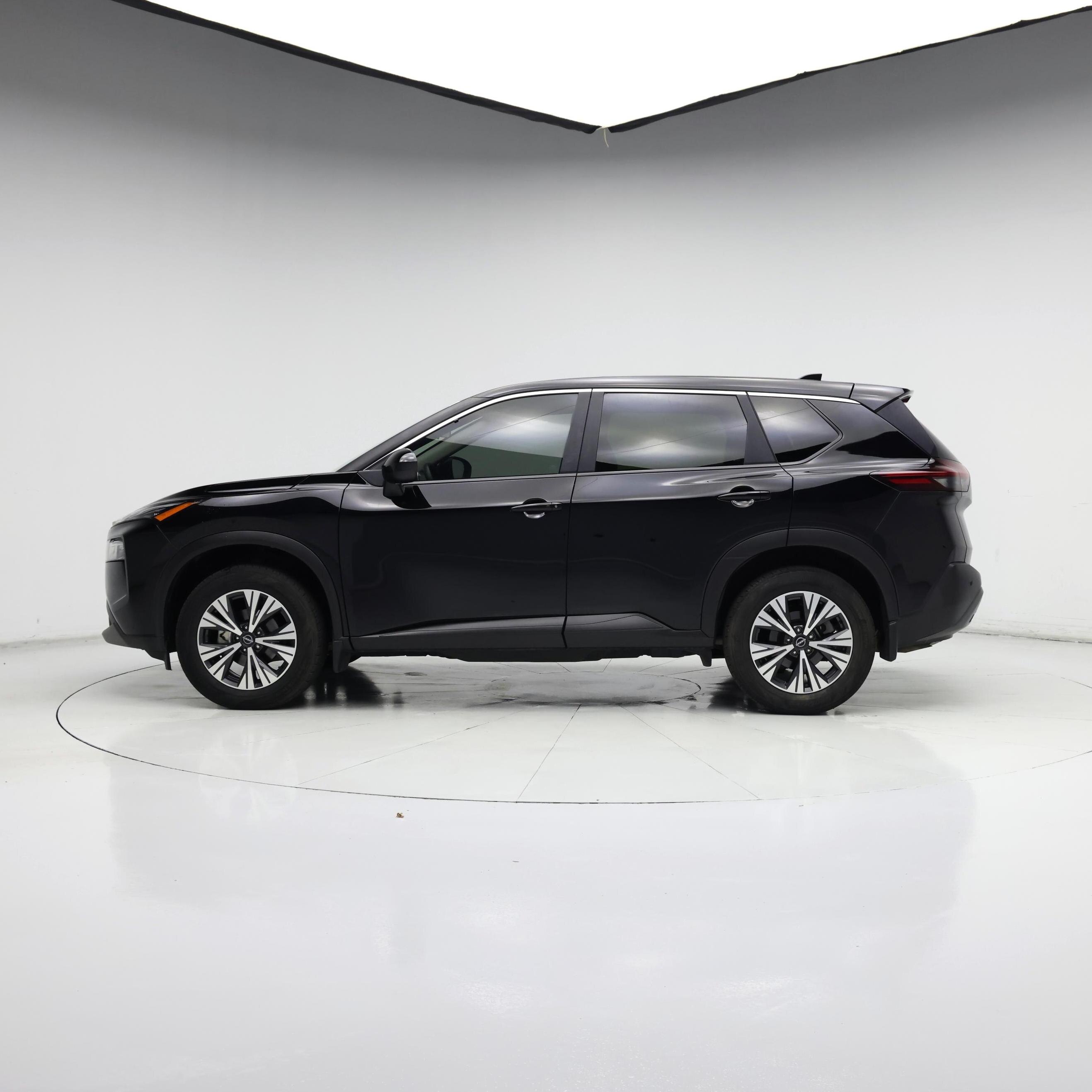 Thumbnail: 2023 Nissan Rogue - 3