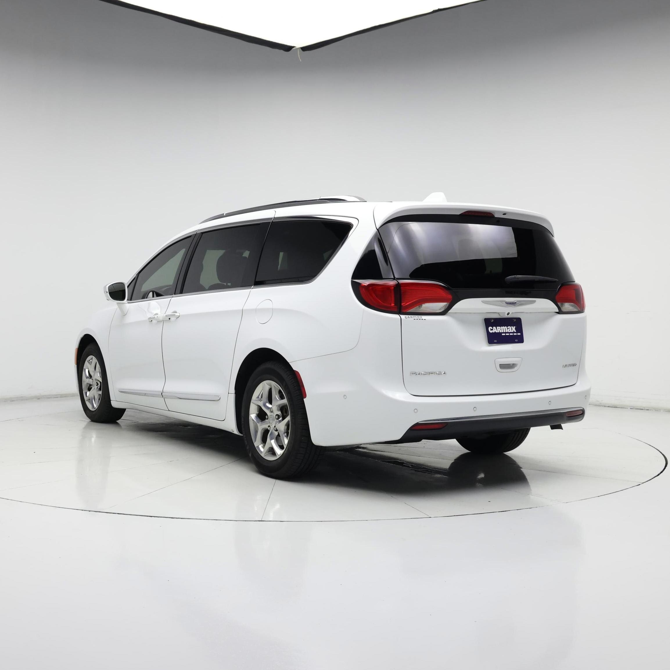 Thumbnail: 2020 Chrysler Pacifica - 2