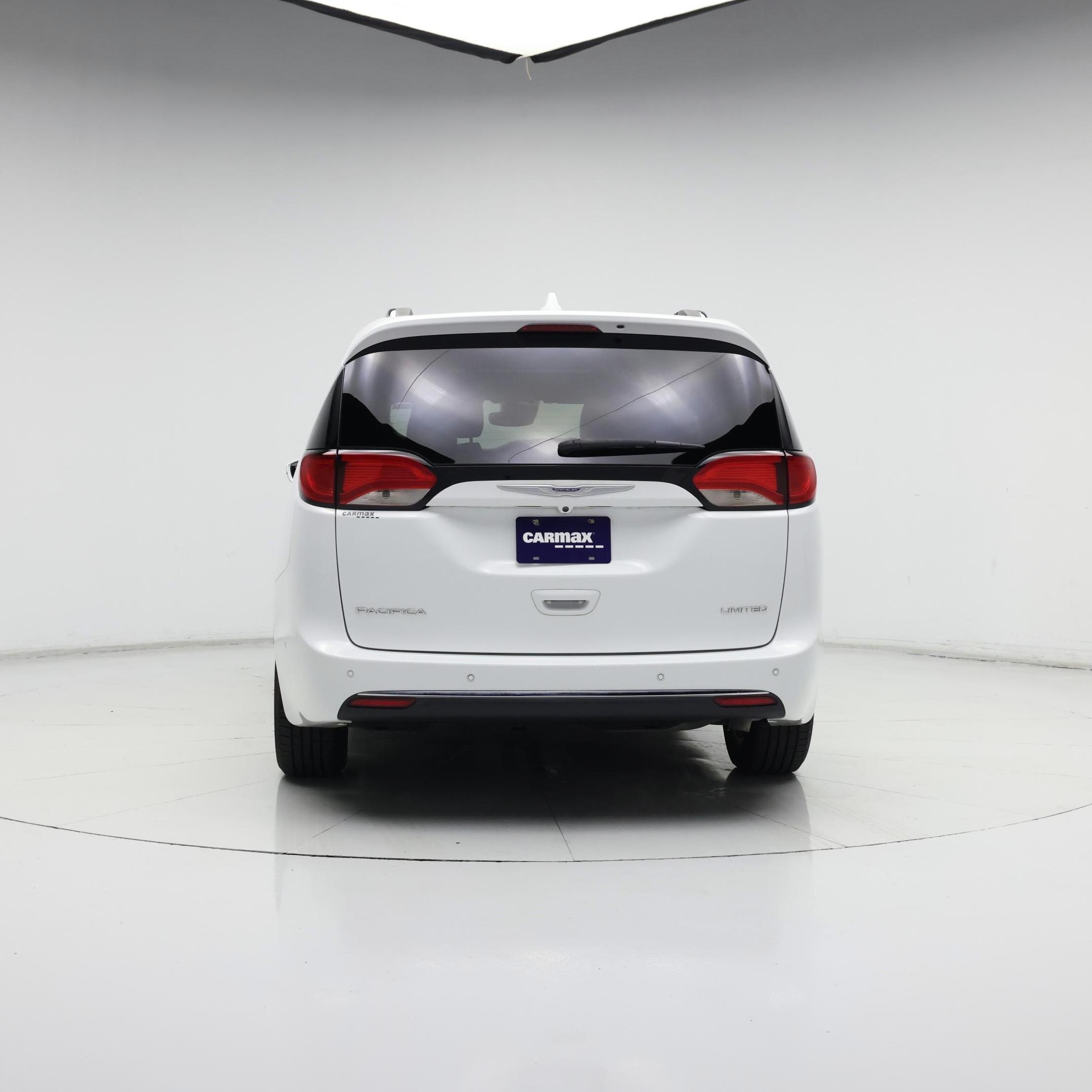 Thumbnail: 2020 Chrysler Pacifica - 6
