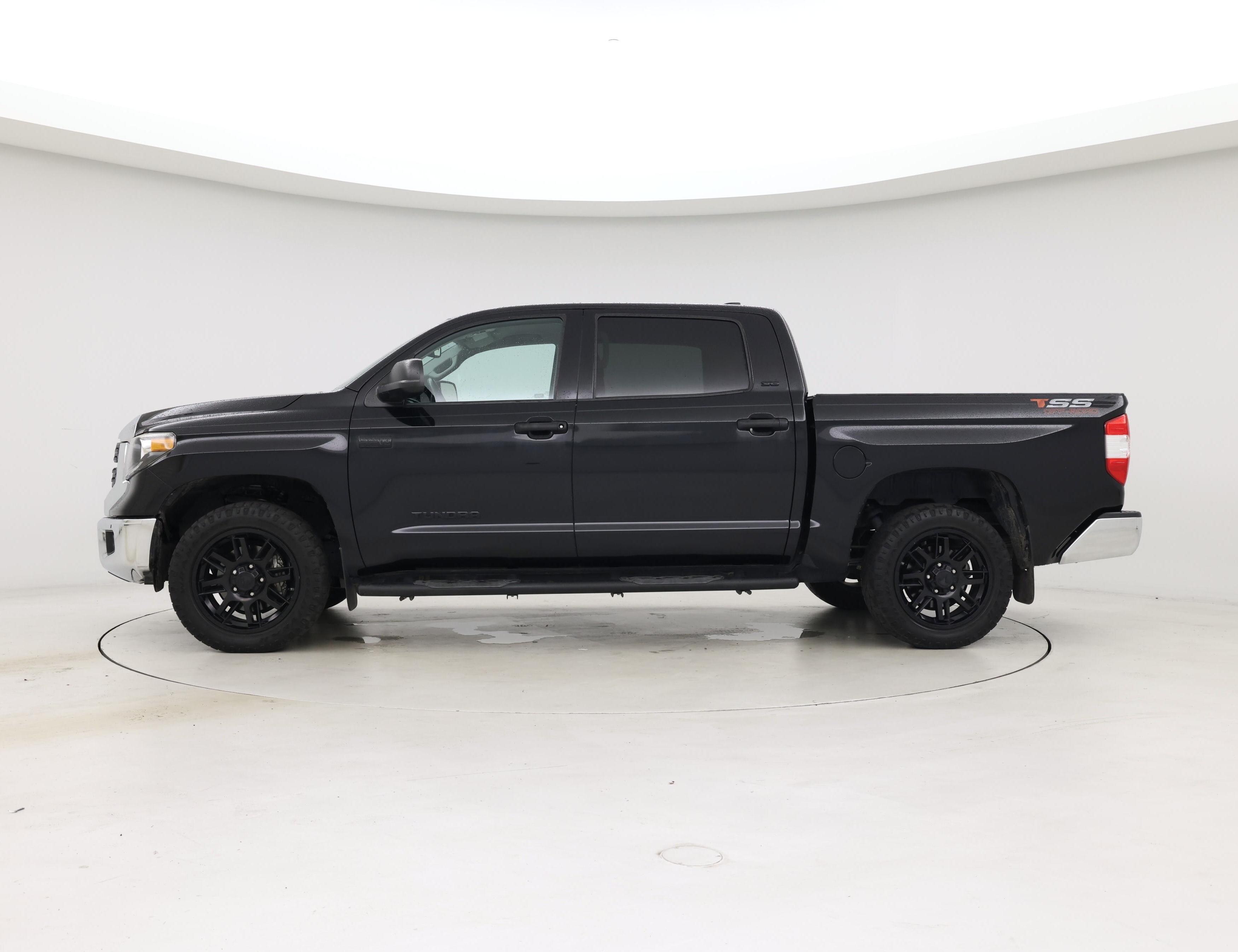 Thumbnail: 2021 Toyota Tundra - 3