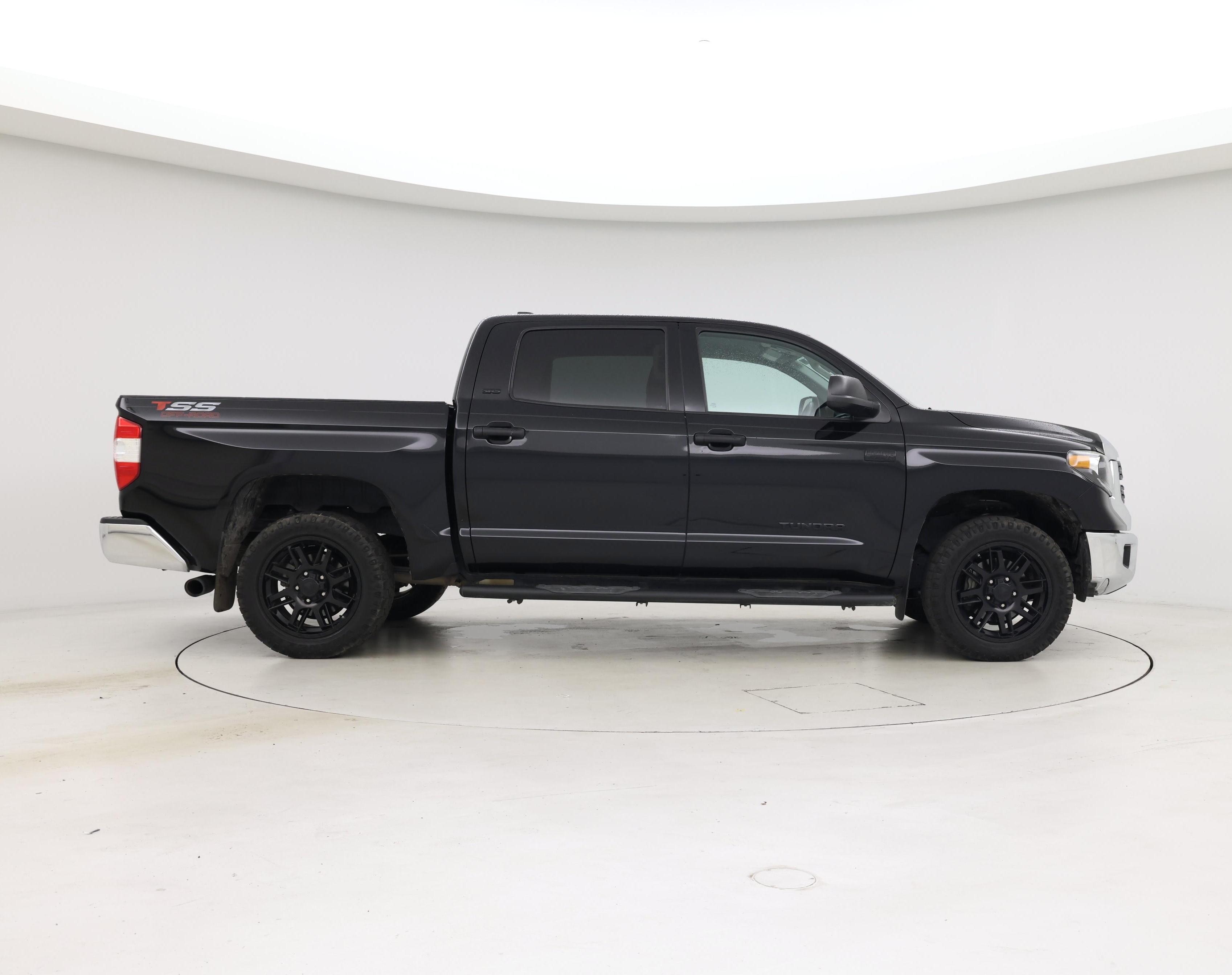 Thumbnail: 2021 Toyota Tundra - 7