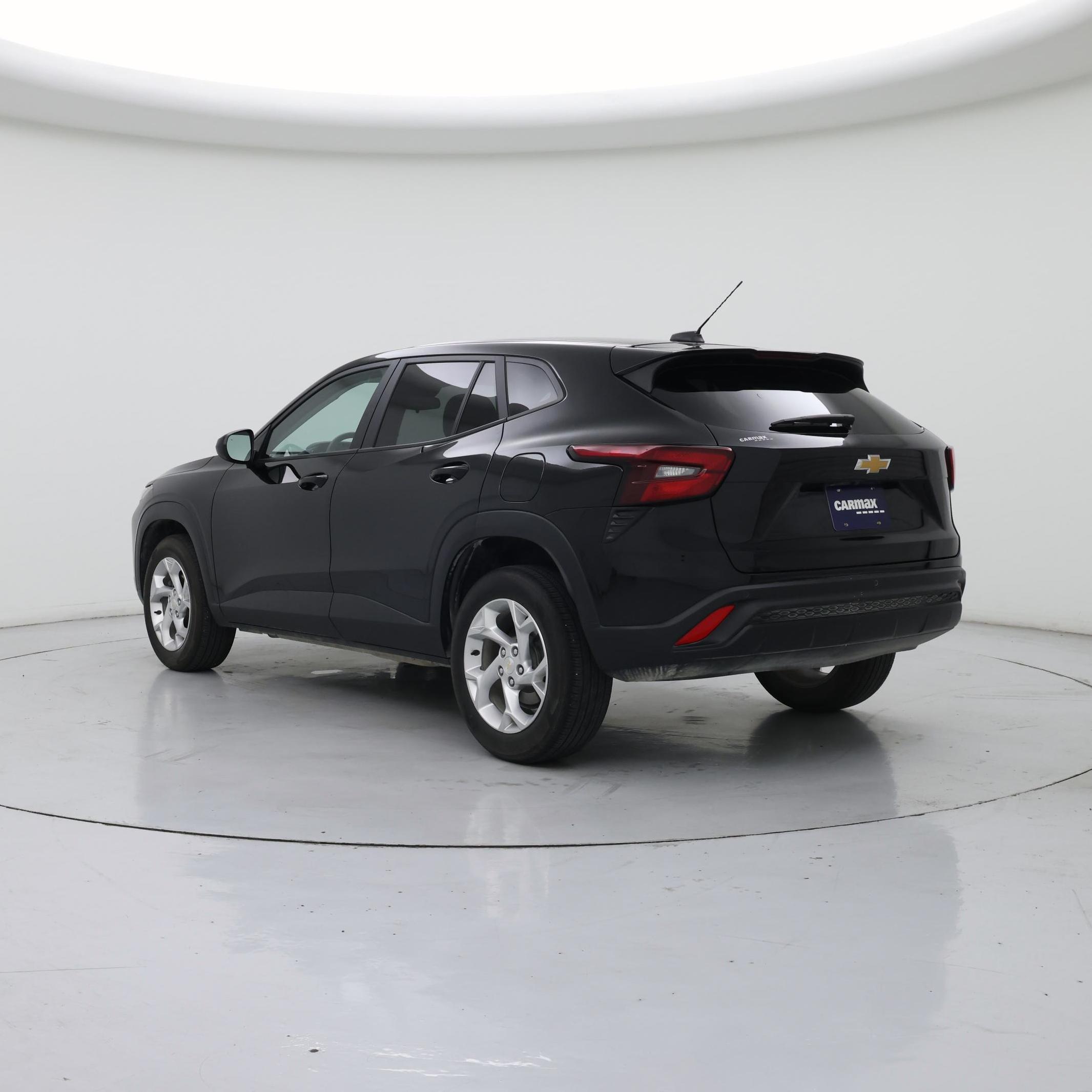 Thumbnail: 2025 Chevrolet Trax - 2