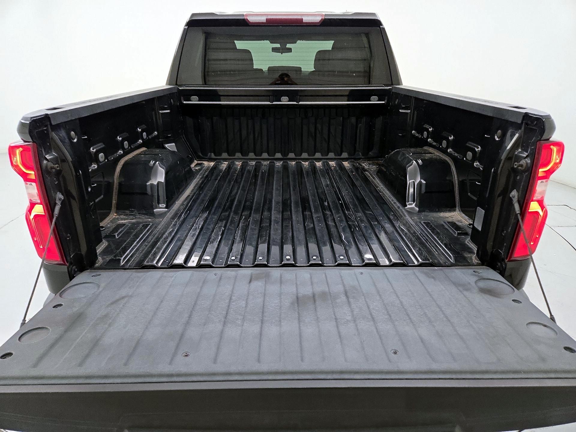 Thumbnail: 2019 Chevrolet Silverado 1500 - 20