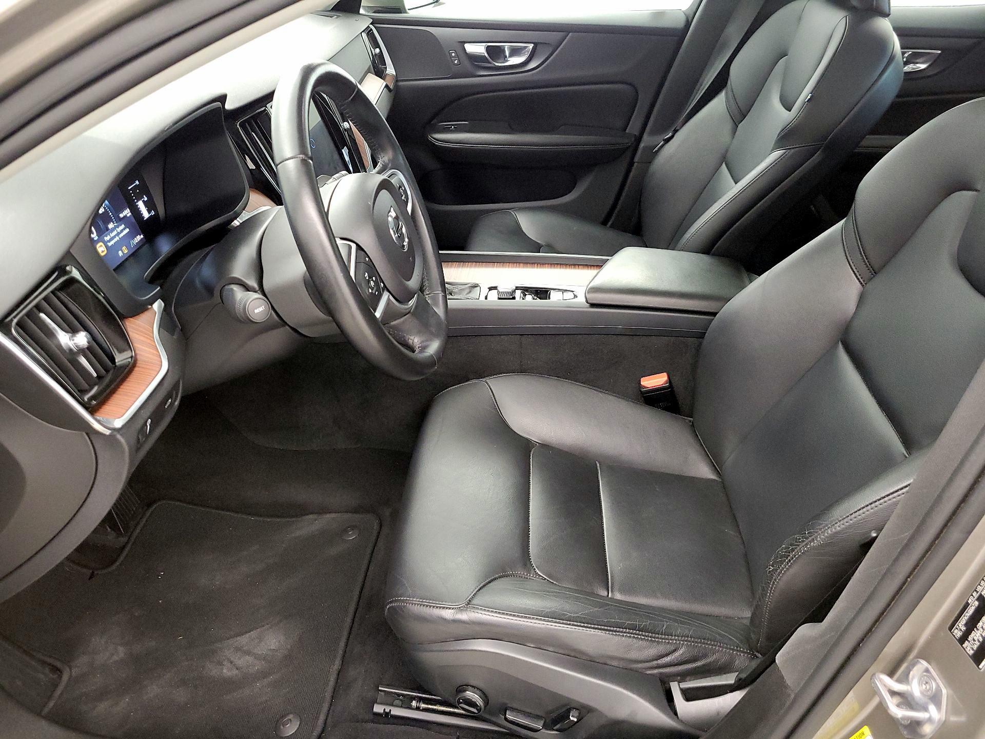 Thumbnail: 2019 Volvo S60 - 11