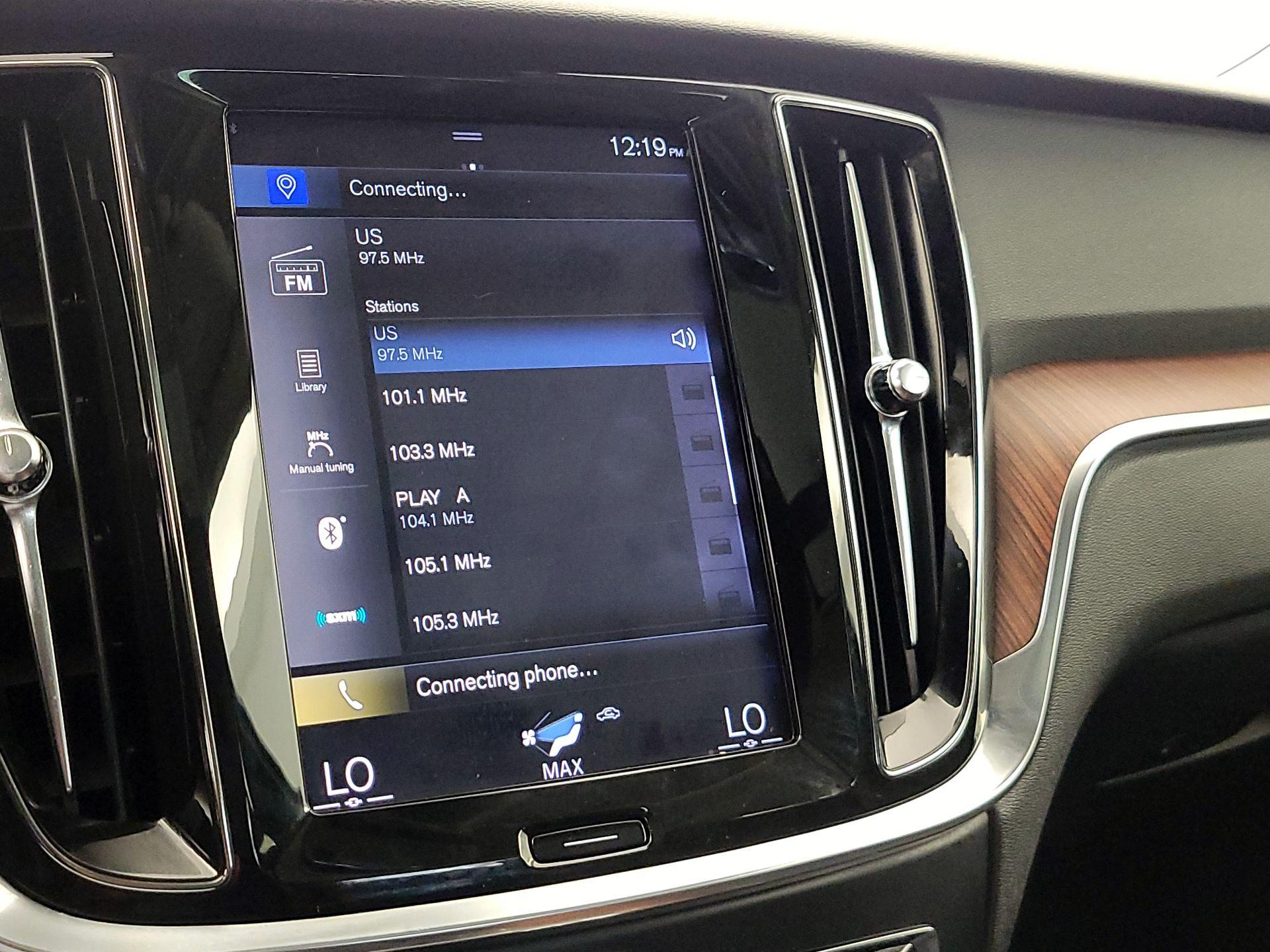 Thumbnail: 2019 Volvo S60 - 15