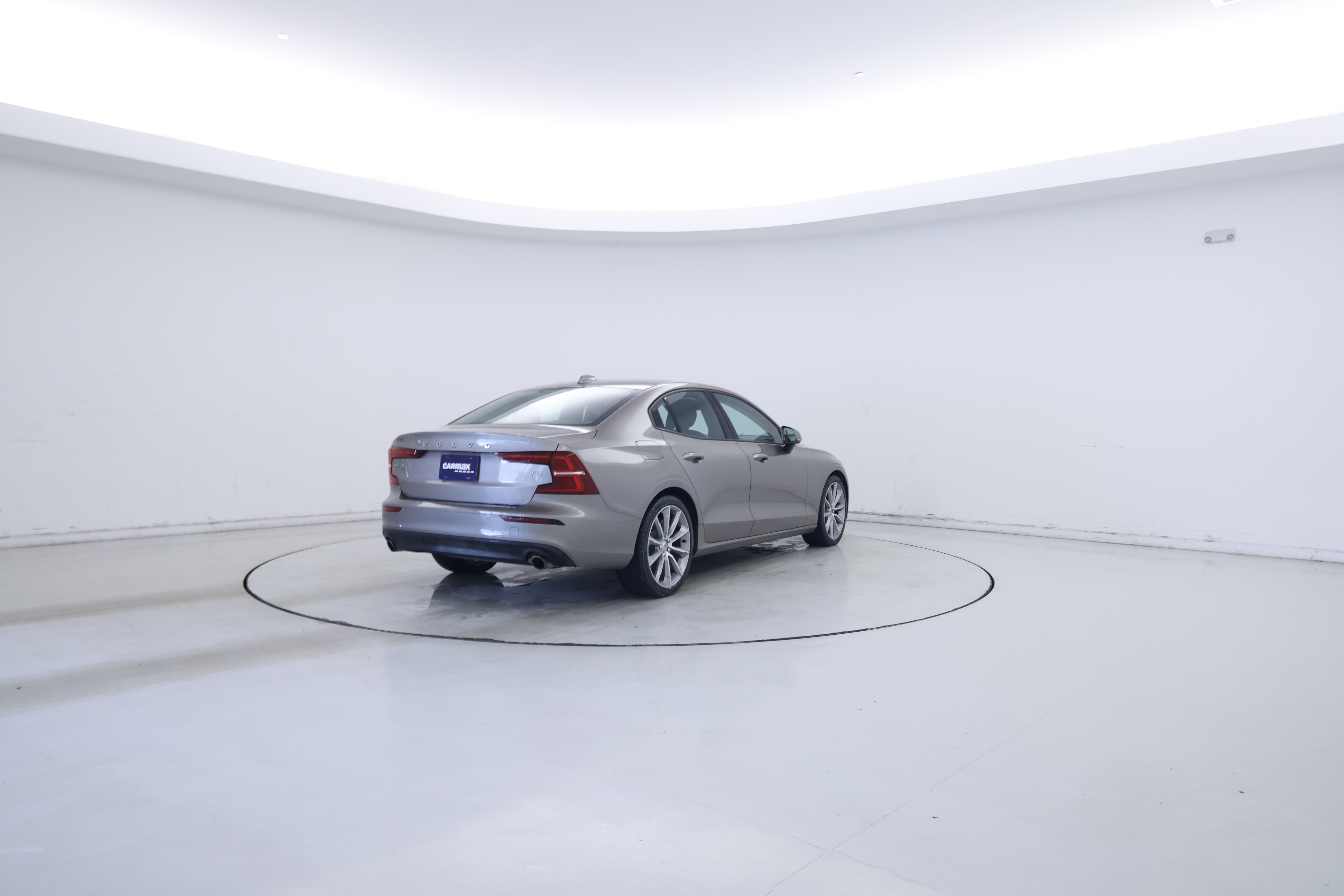 Thumbnail: 2019 Volvo S60 - 8