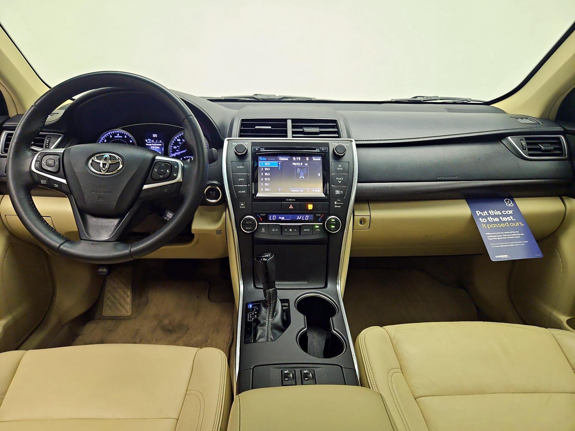 Thumbnail: 2017 Toyota Camry - 9