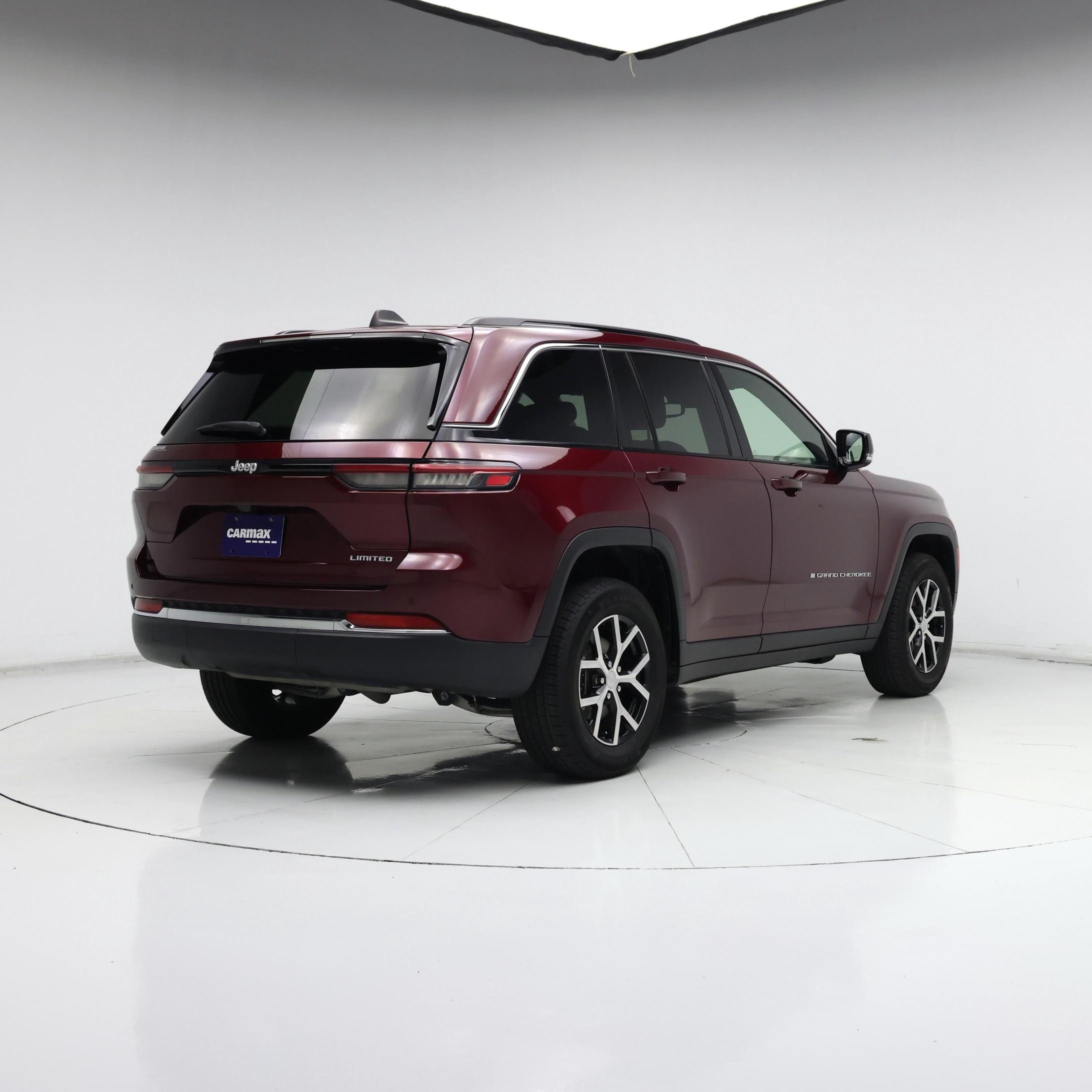 Thumbnail: 2024 Jeep Grand Cherokee - 8