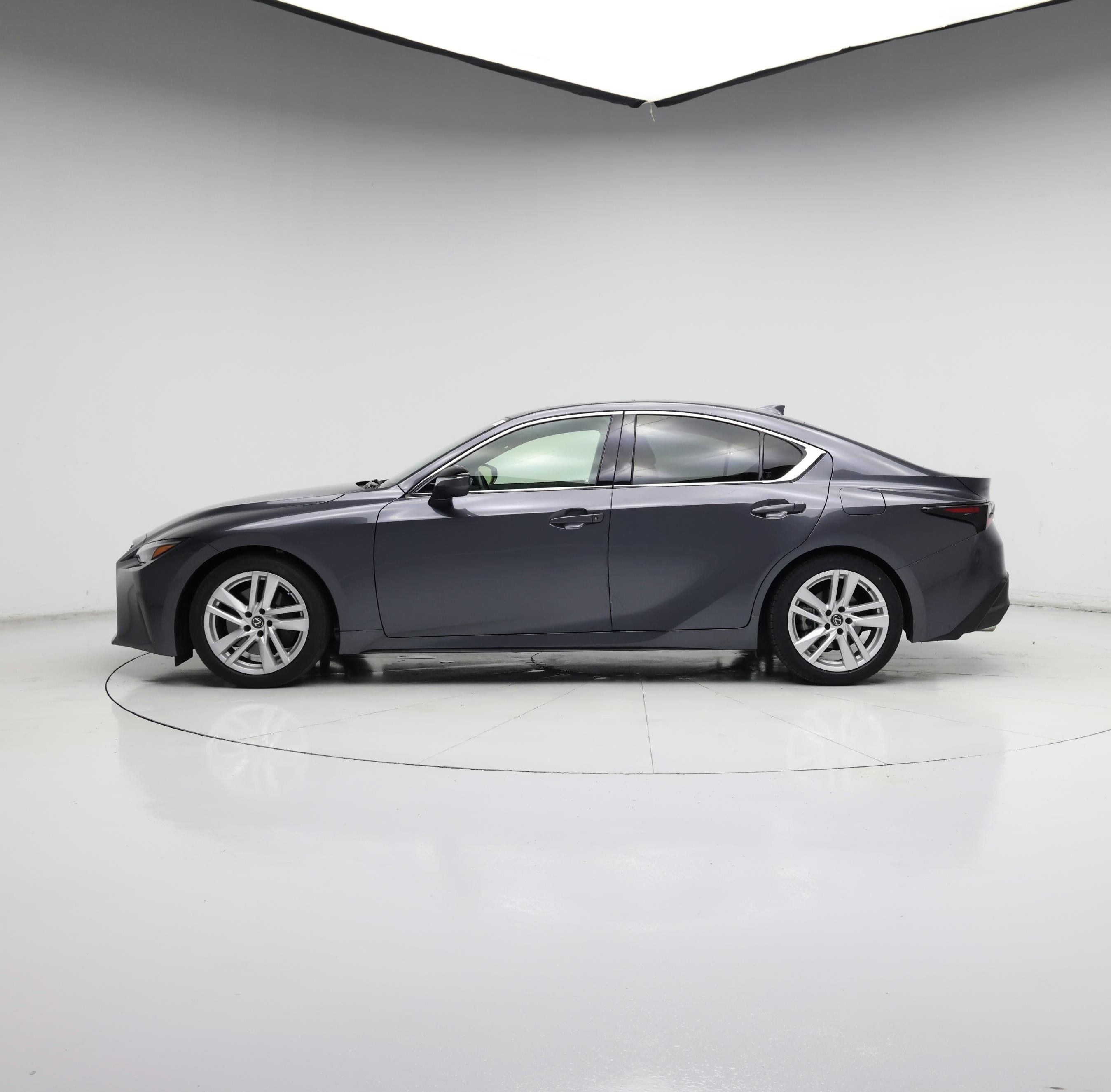 Thumbnail: 2023 Lexus IS - 3