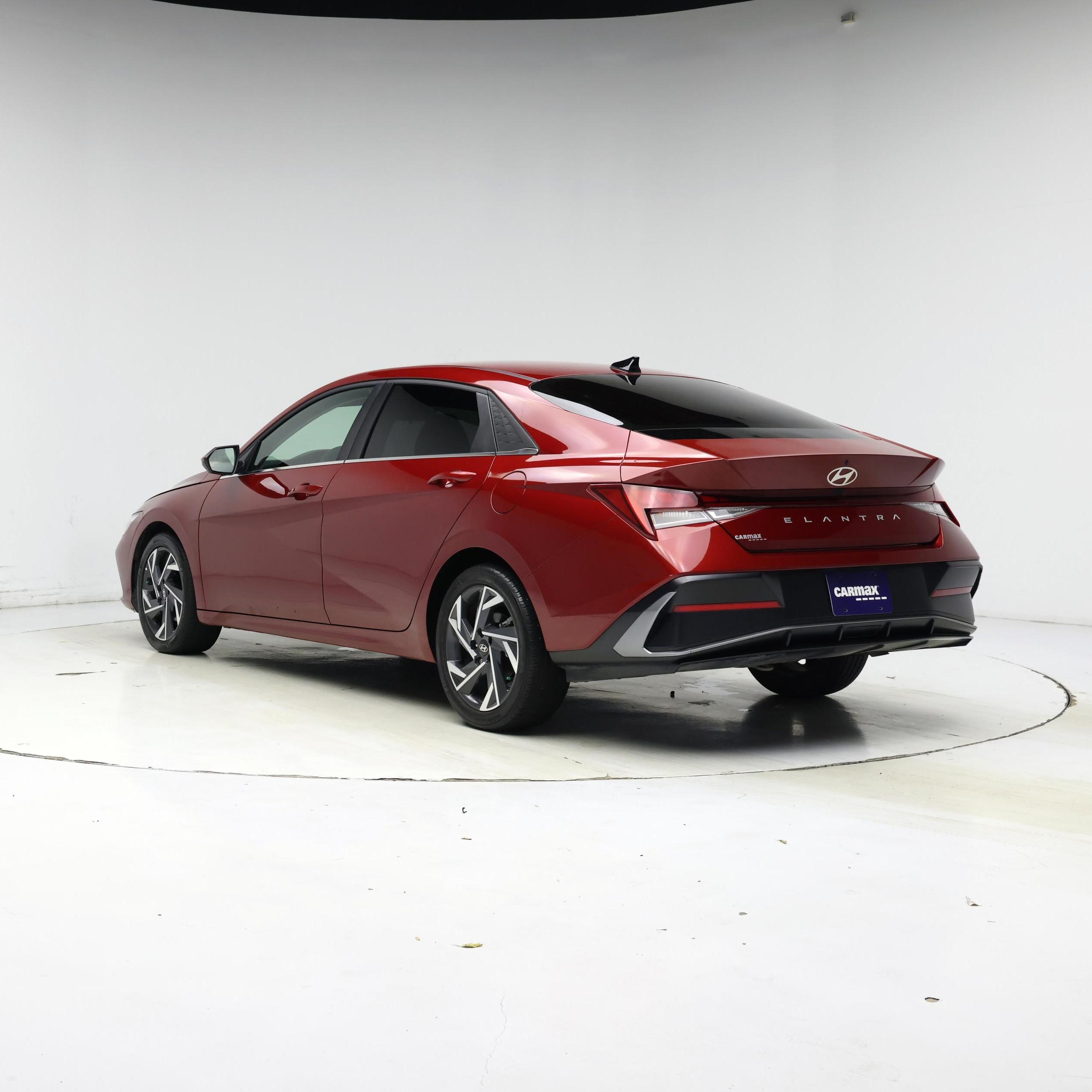 Thumbnail: 2024 Hyundai Elantra - 2