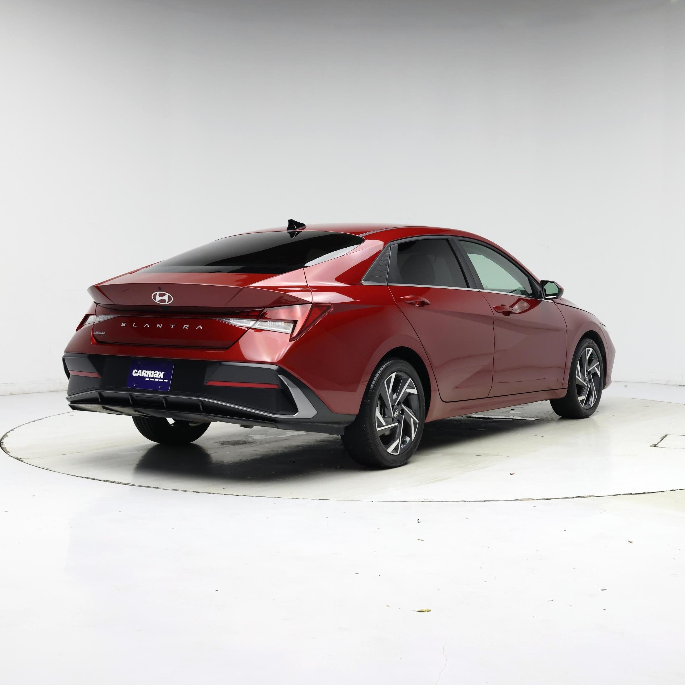 Thumbnail: 2024 Hyundai Elantra - 8