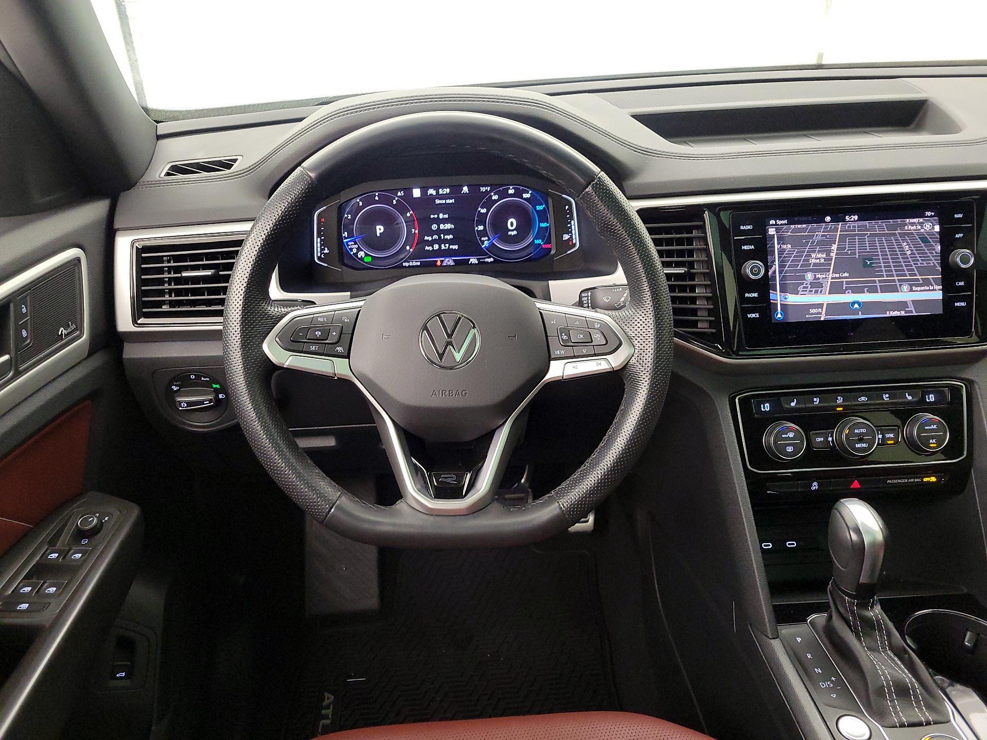 Thumbnail: 2023 Volkswagen Atlas - 10