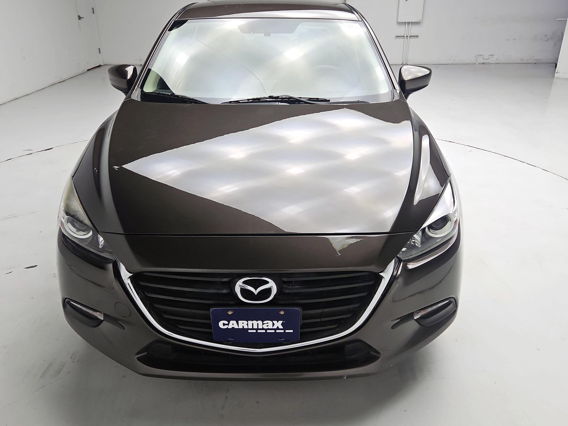Thumbnail: 2017 Mazda Mazda3 - 2