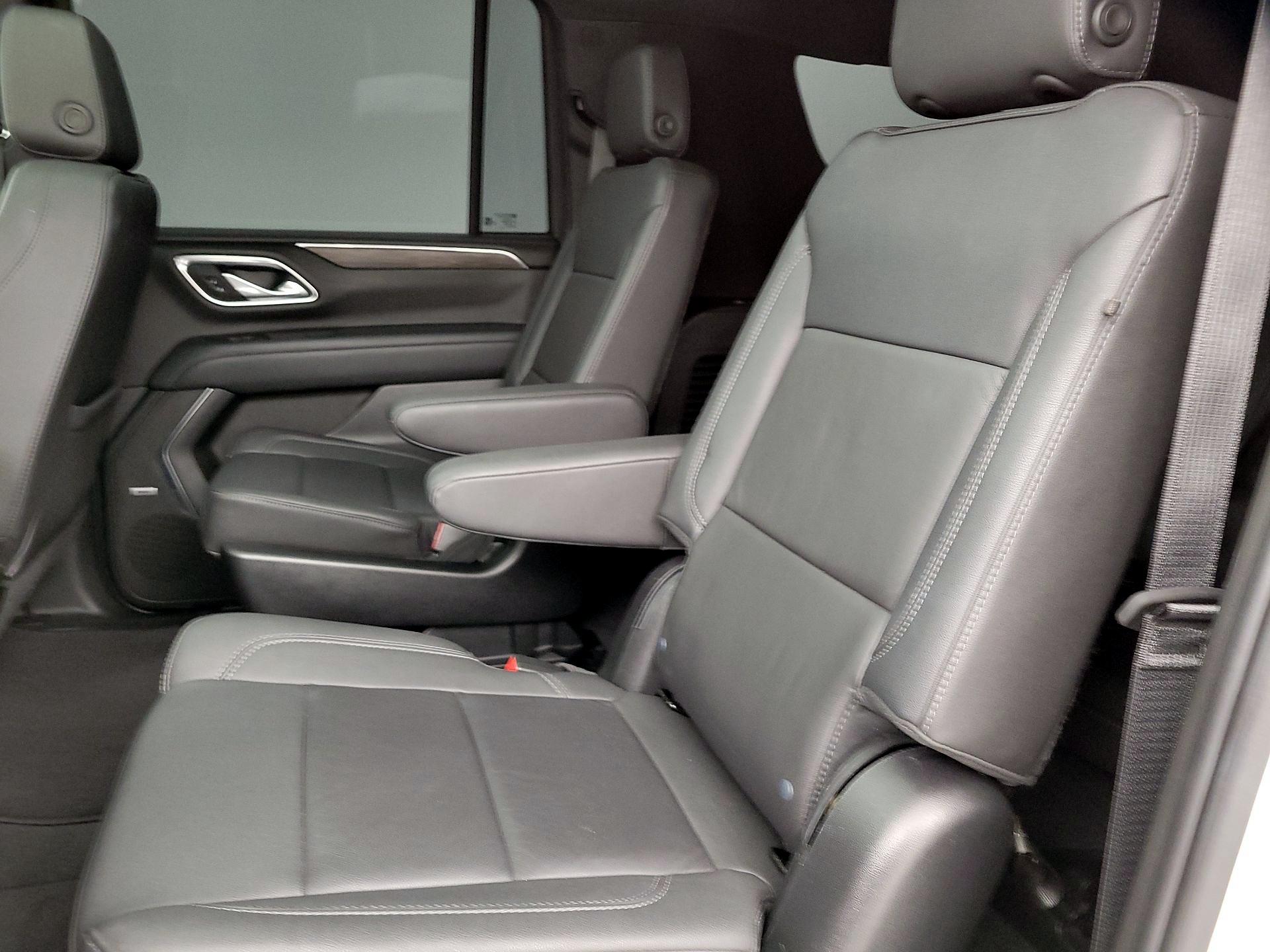Thumbnail: 2022 Chevrolet Suburban - 20