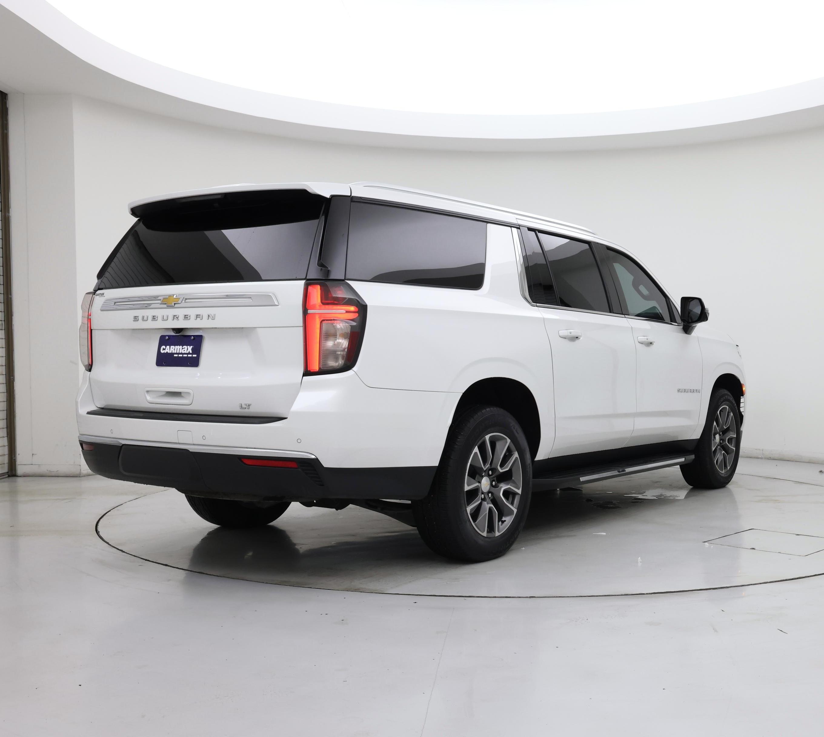 Thumbnail: 2022 Chevrolet Suburban - 8
