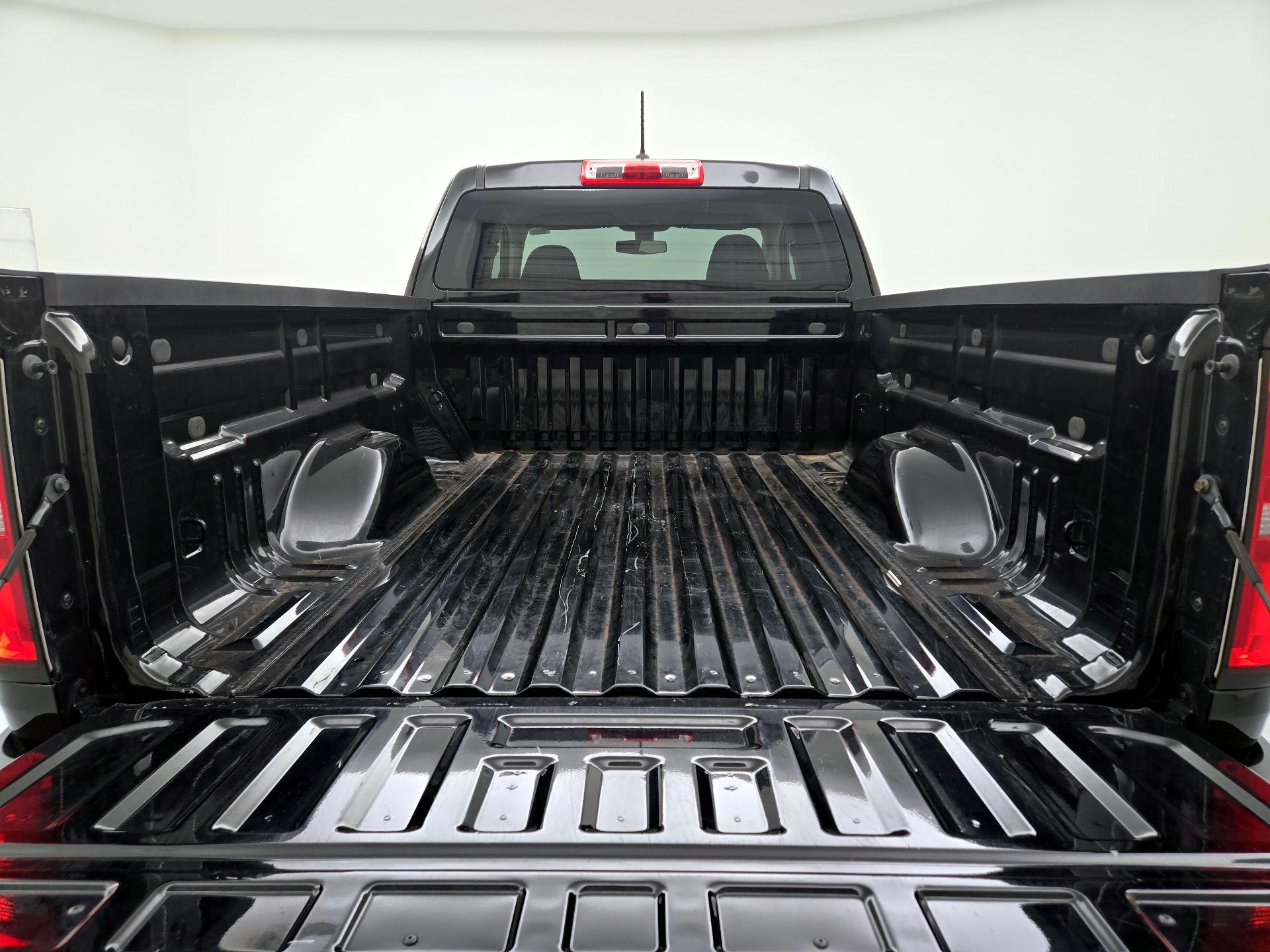 Thumbnail: 2020 Chevrolet Colorado - 20