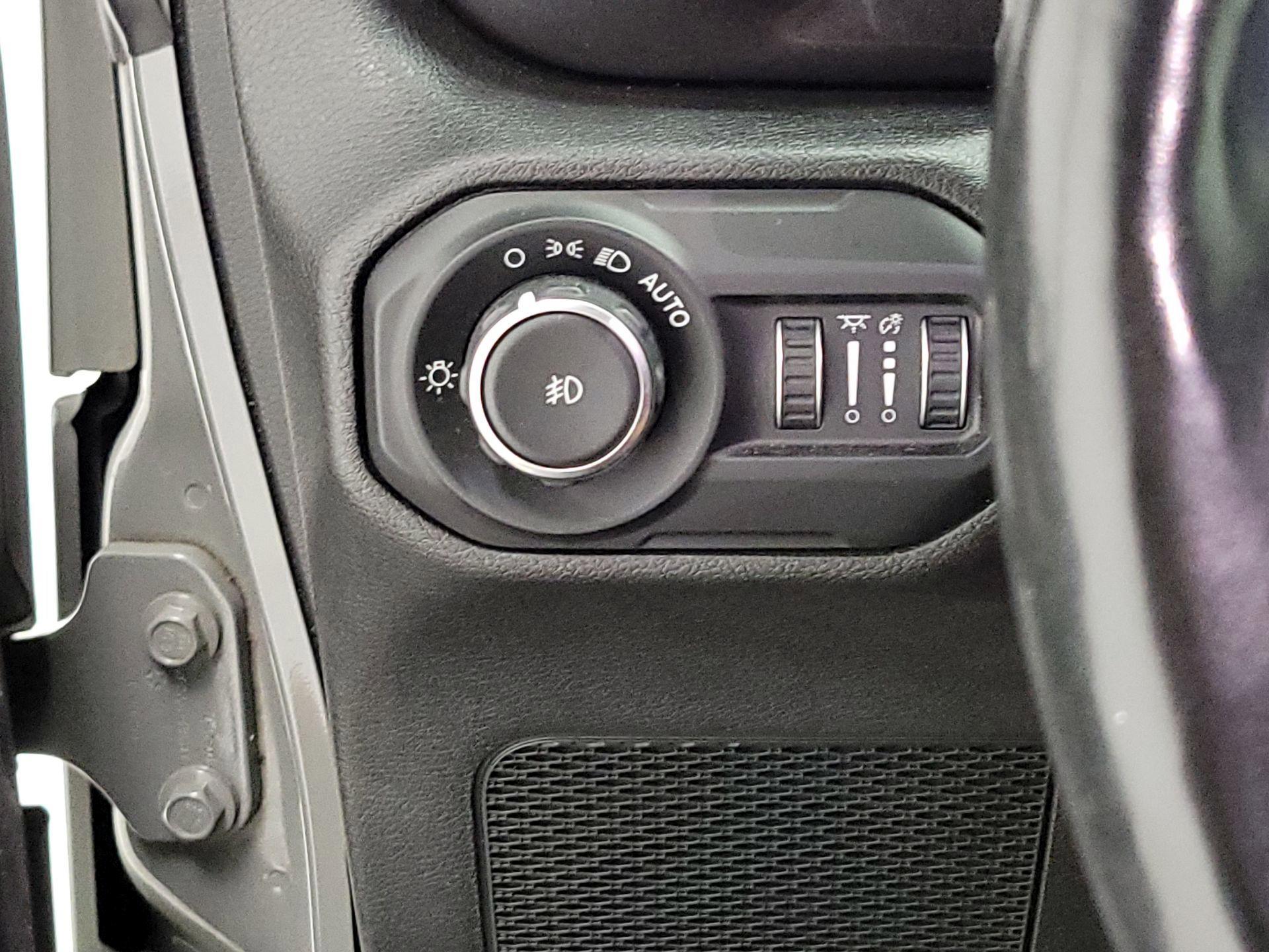 Thumbnail: 2021 Jeep Wrangler - 13