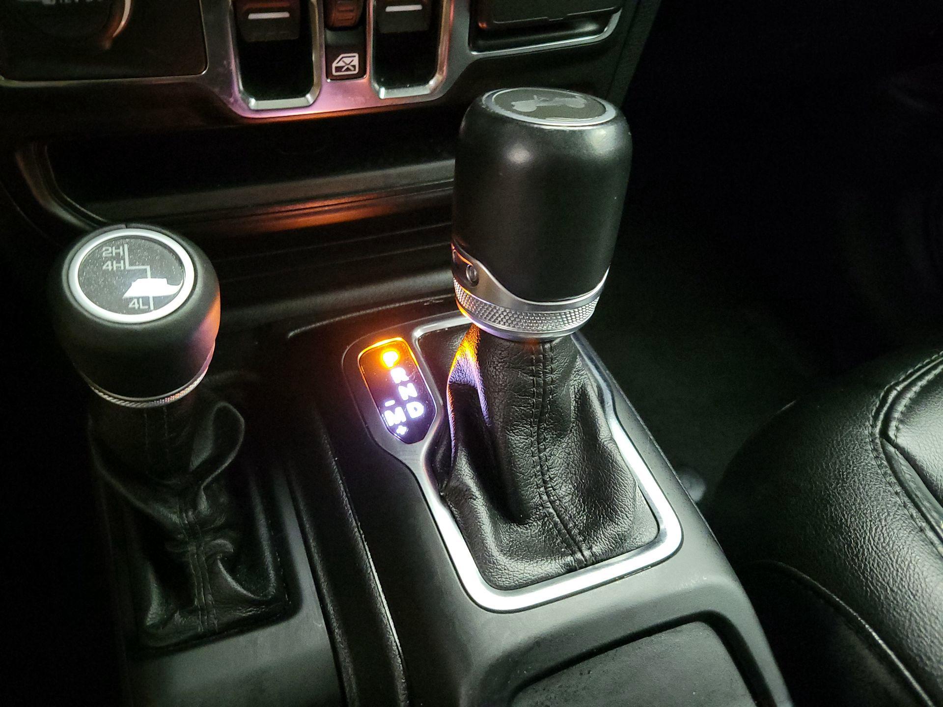 Thumbnail: 2021 Jeep Wrangler - 17