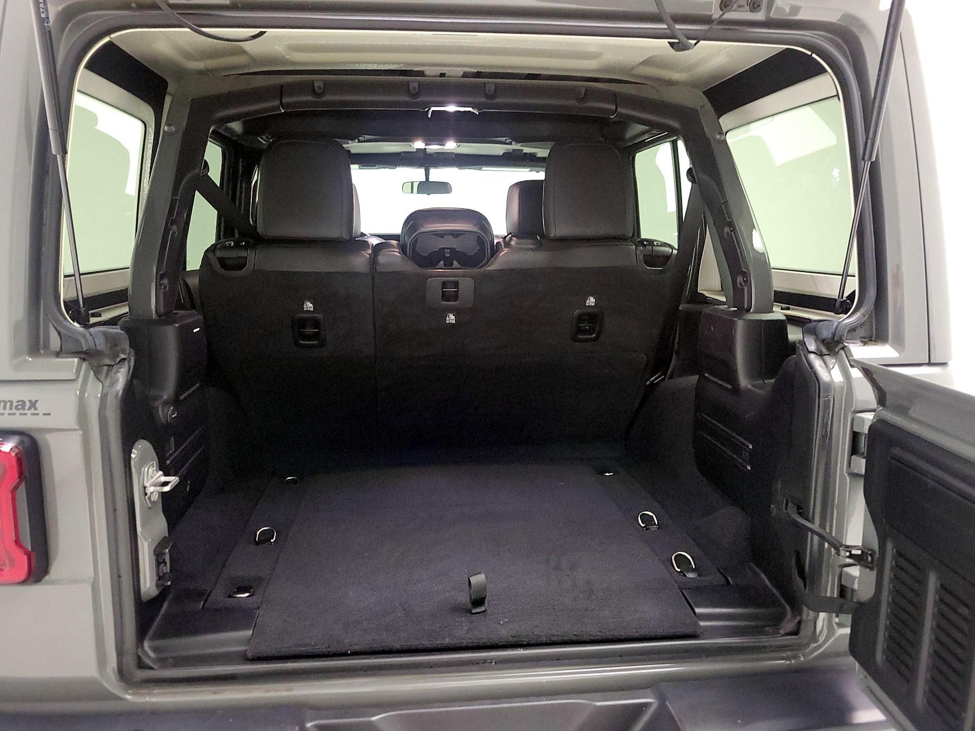 Thumbnail: 2021 Jeep Wrangler - 20