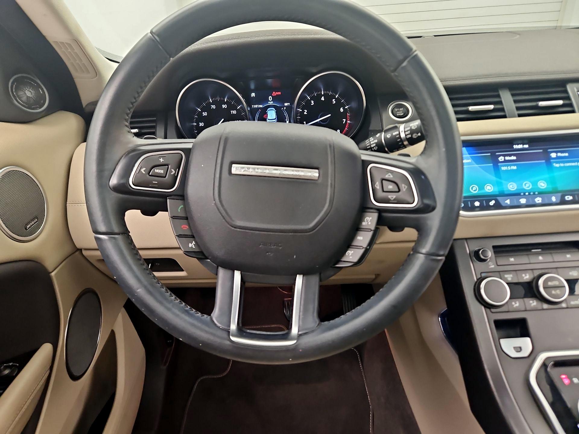 Thumbnail: 2018 Land Rover Range Rover Evoque - 10