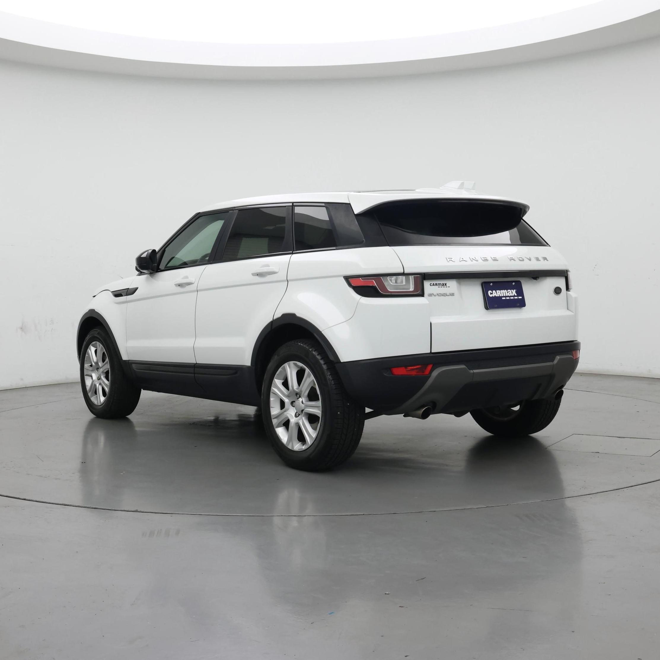 Thumbnail: 2018 Land Rover Range Rover Evoque - 2