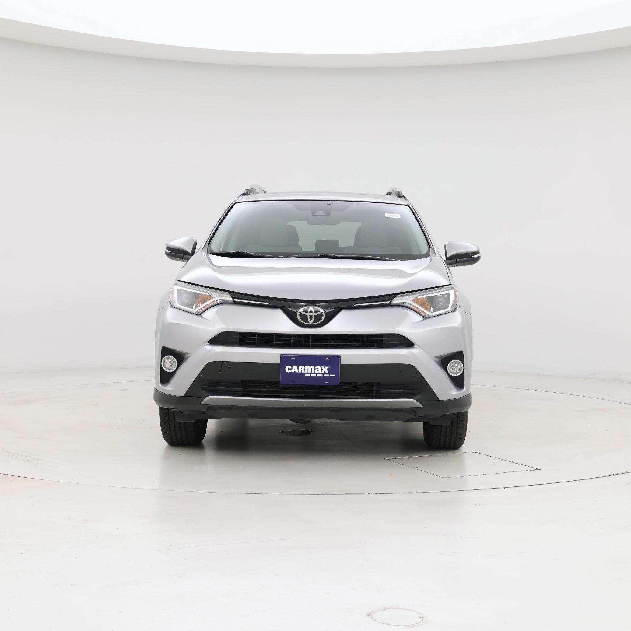 Thumbnail: 2017 Toyota RAV4 - 5