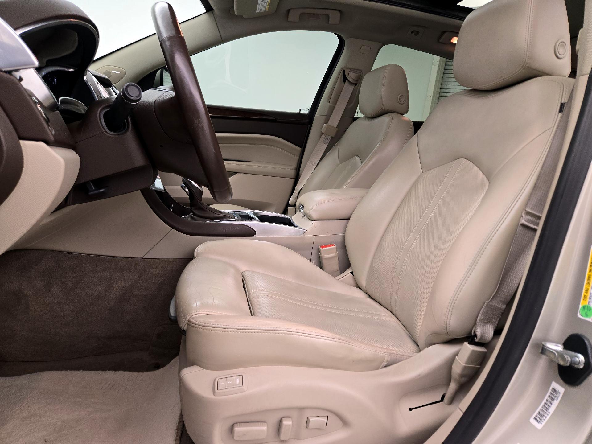 Thumbnail: 2014 Cadillac SRX - 11