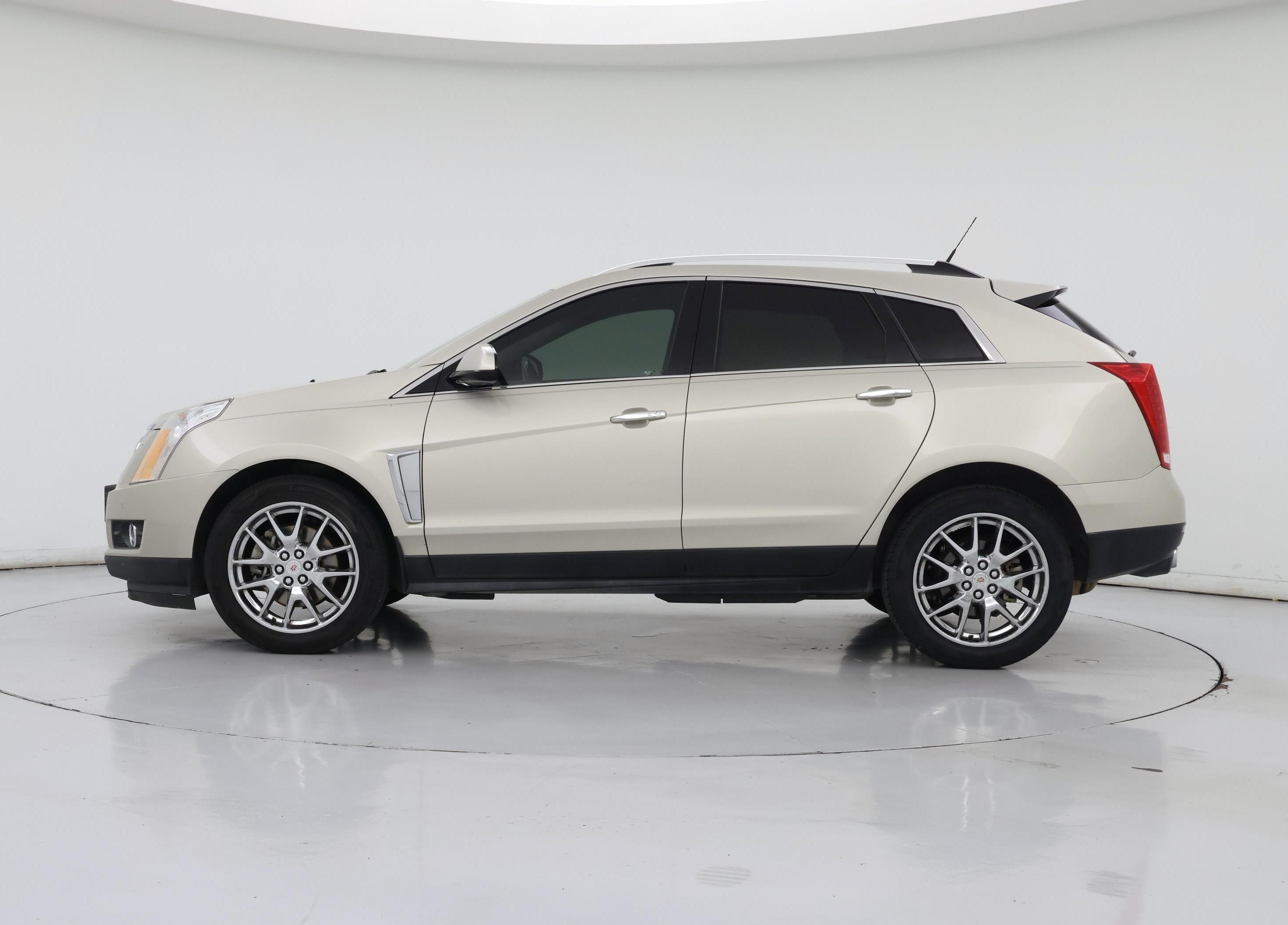 Thumbnail: 2014 Cadillac SRX - 3