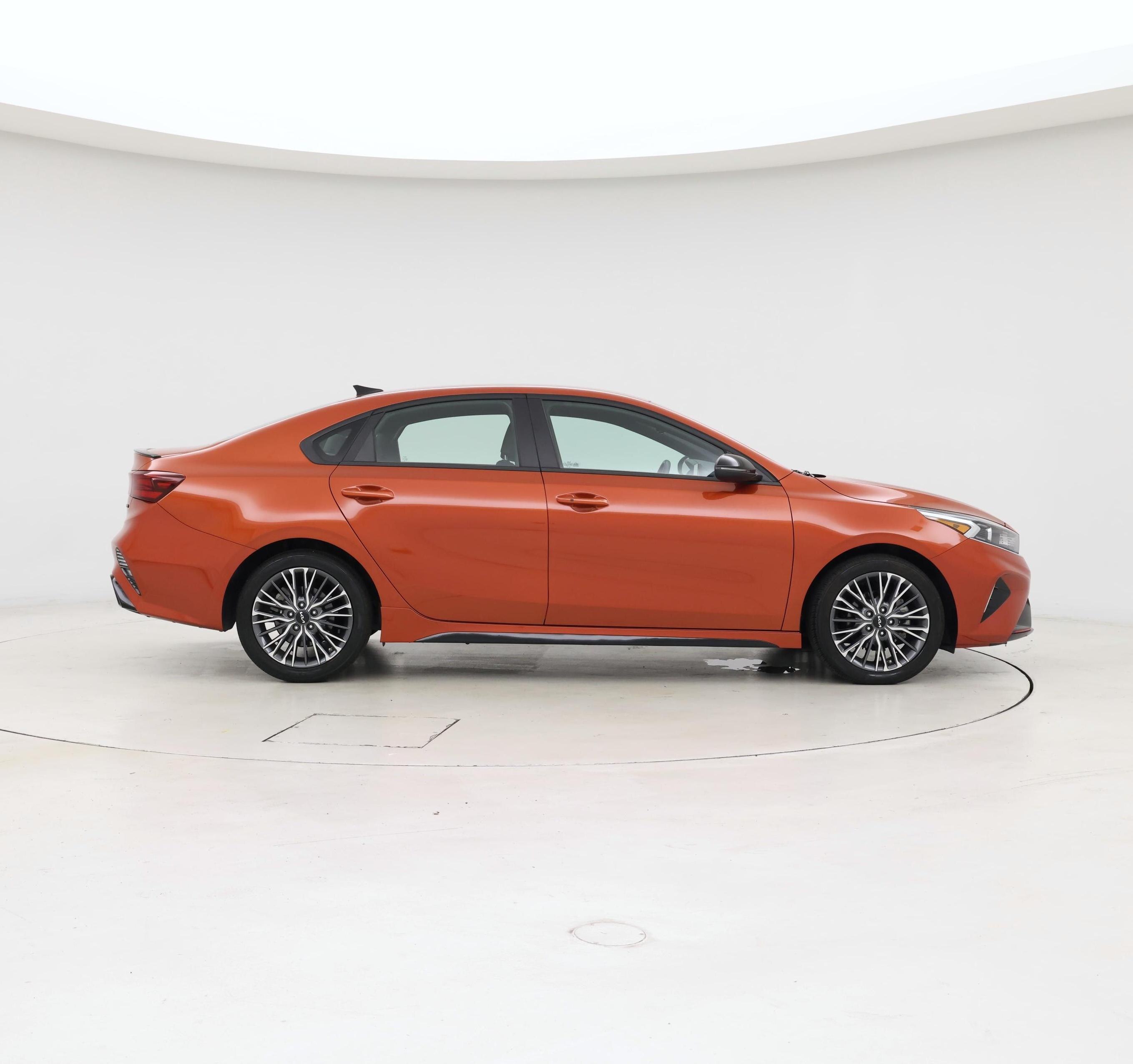 Thumbnail: 2024 Kia Forte - 7
