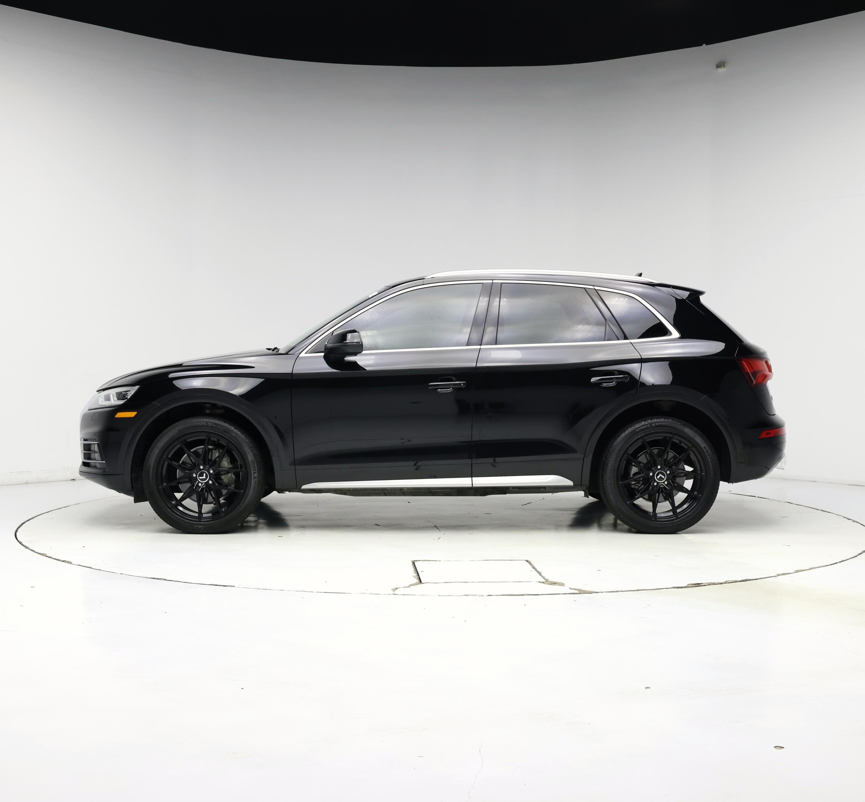 Thumbnail: 2018 Audi Q5 - 3