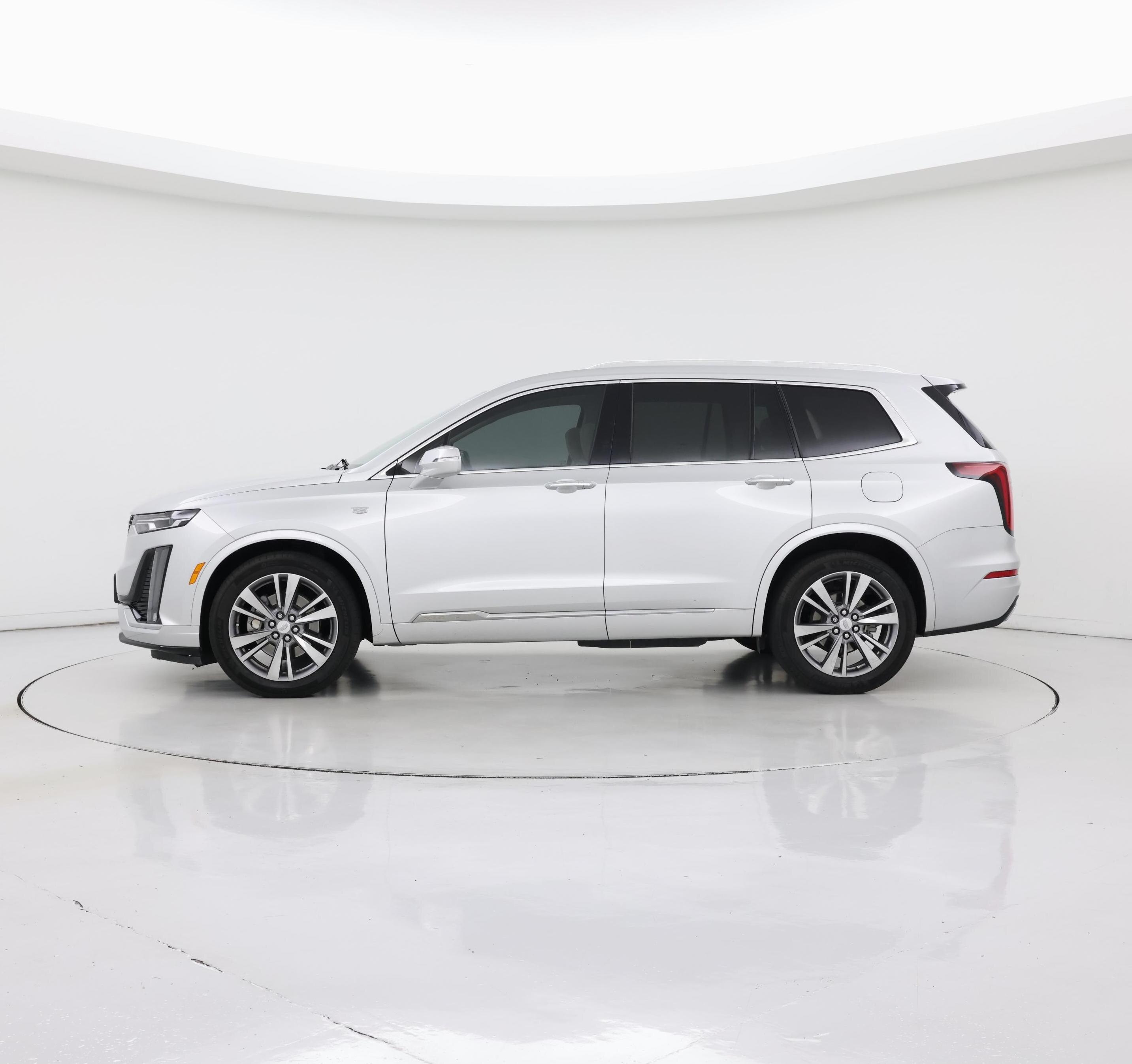 Thumbnail: 2020 Cadillac XT6 - 3