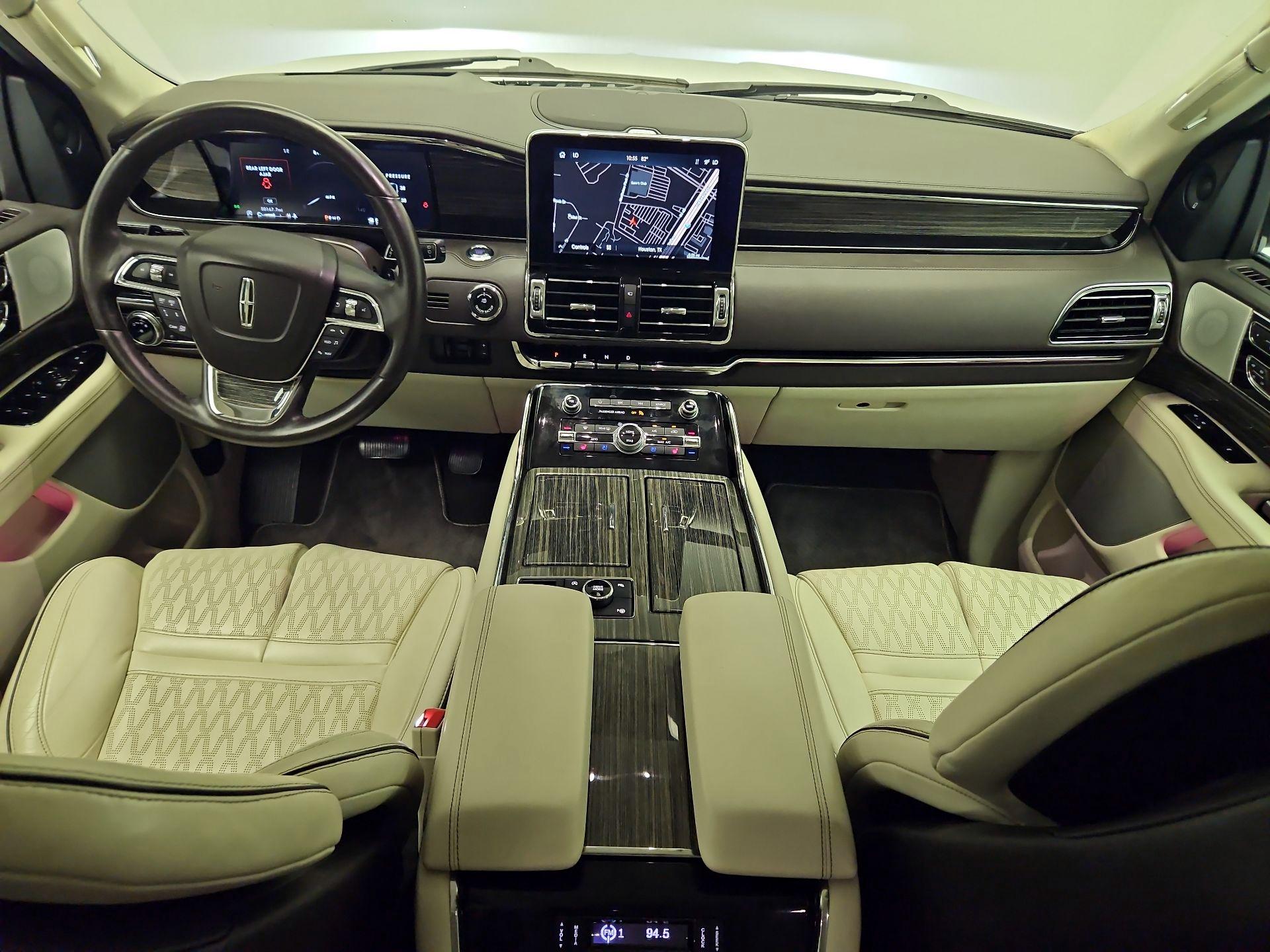 Thumbnail: 2020 Lincoln Navigator - 9