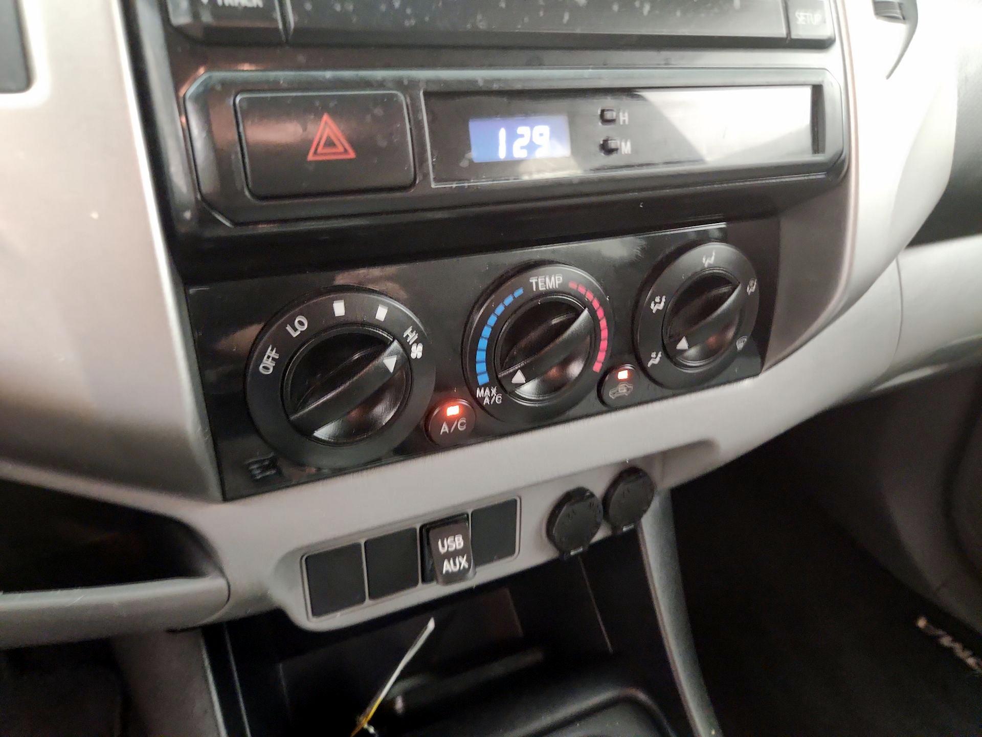 Thumbnail: 2013 Toyota Tacoma - 16