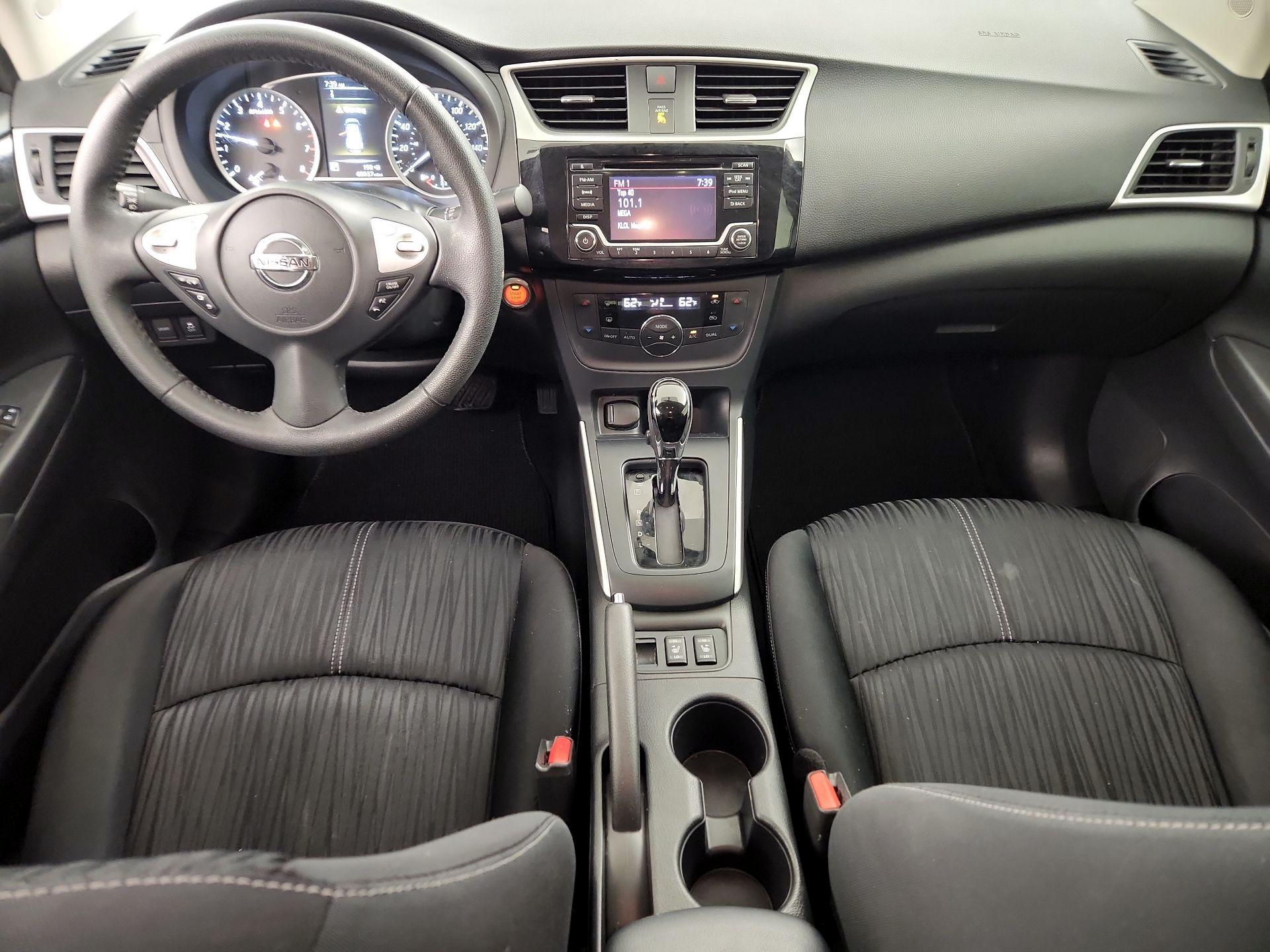 Thumbnail: 2018 Nissan Sentra - 9