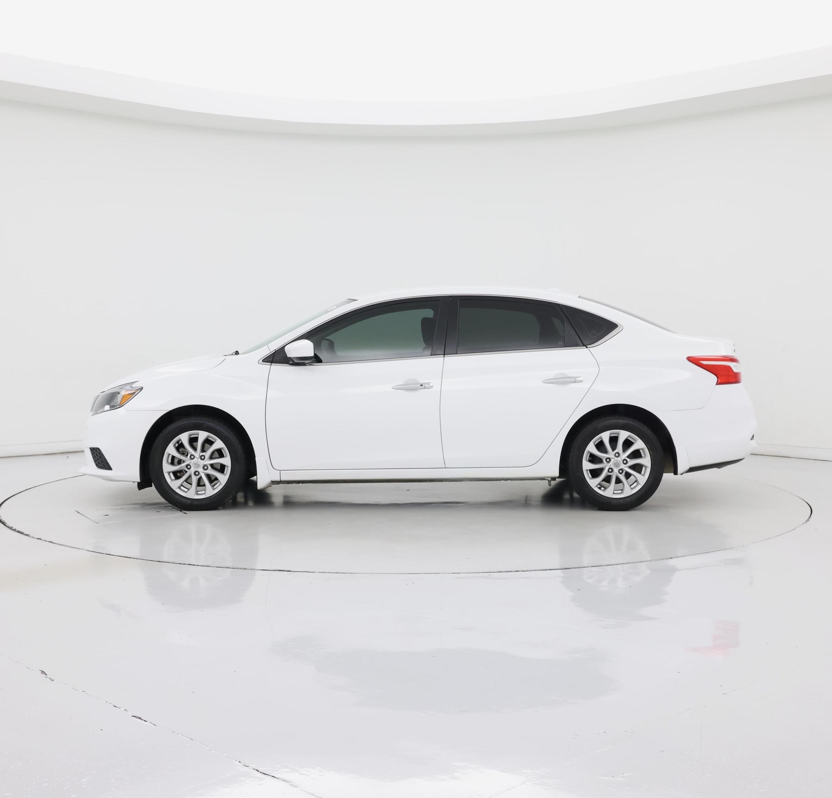 Thumbnail: 2018 Nissan Sentra - 3