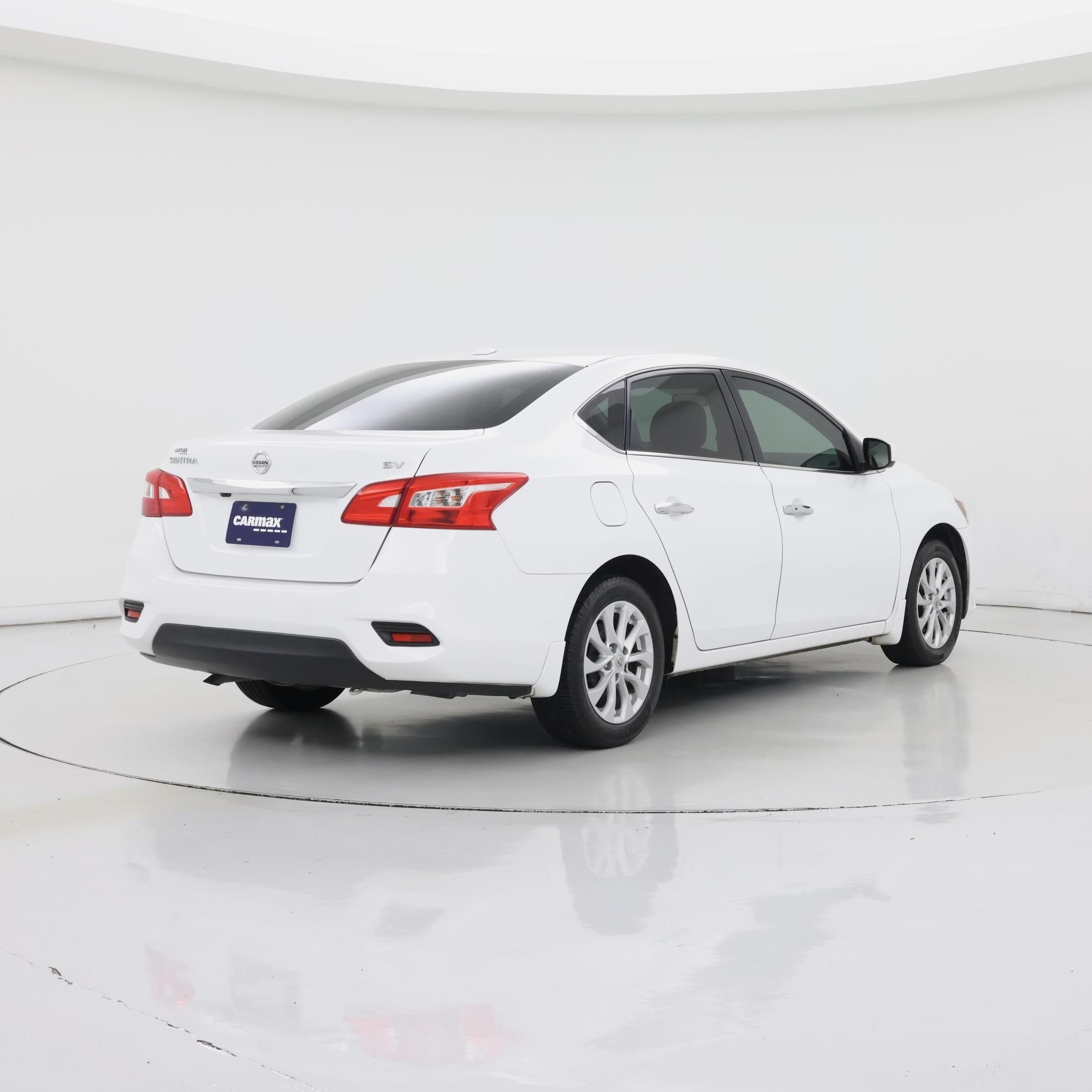 Thumbnail: 2018 Nissan Sentra - 8