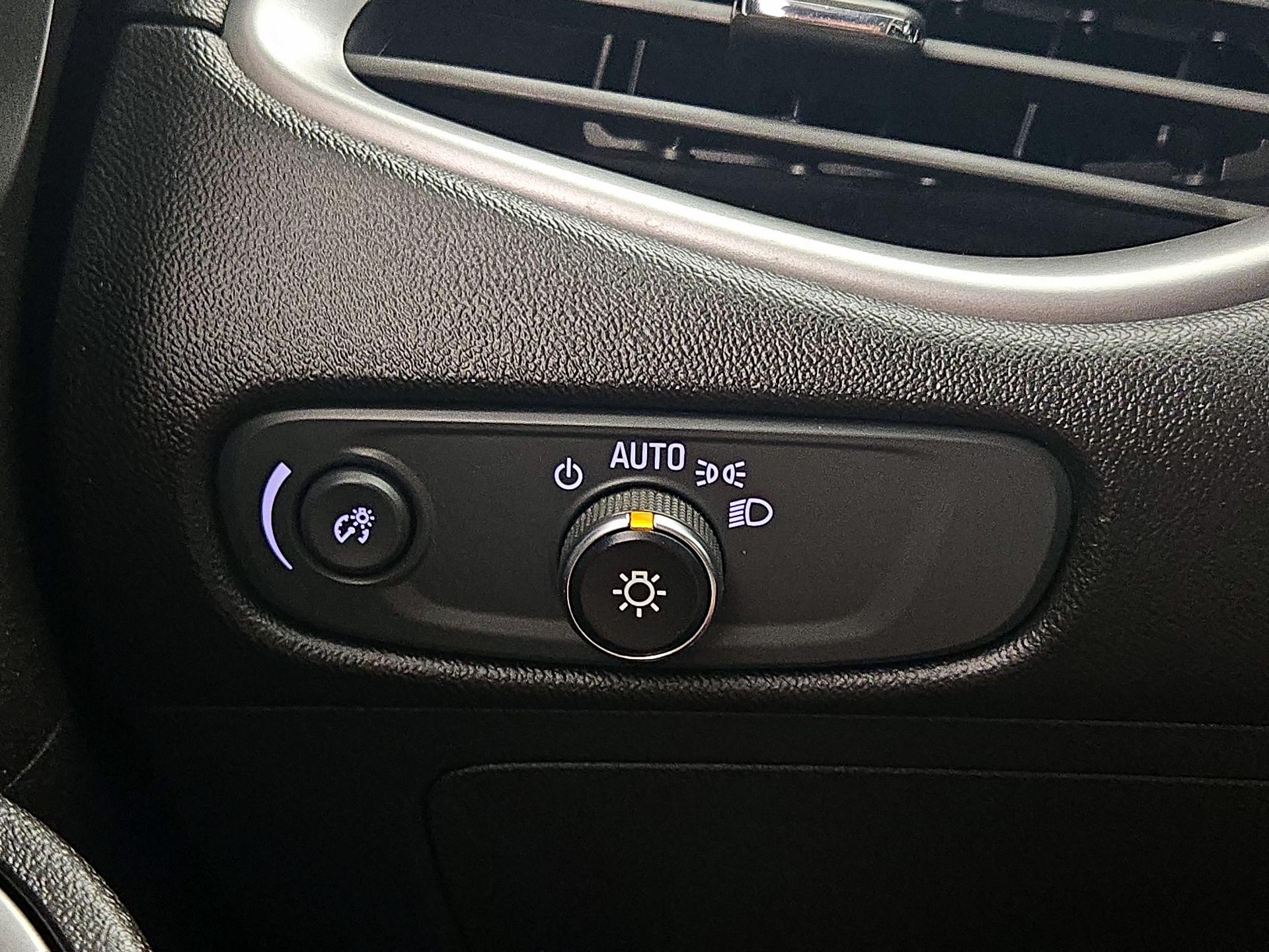 Thumbnail: 2024 Chevrolet Malibu - 13