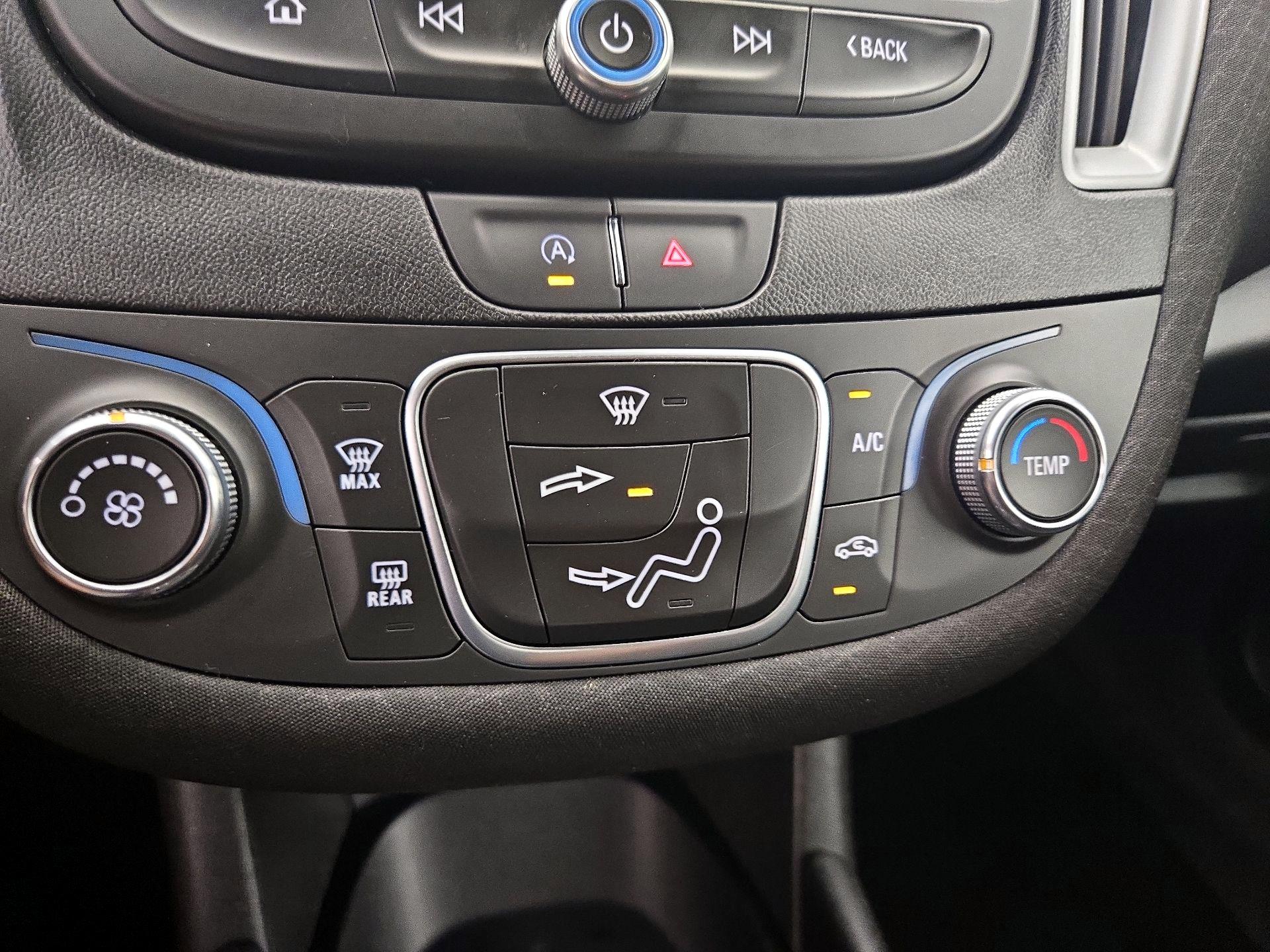 Thumbnail: 2024 Chevrolet Malibu - 16