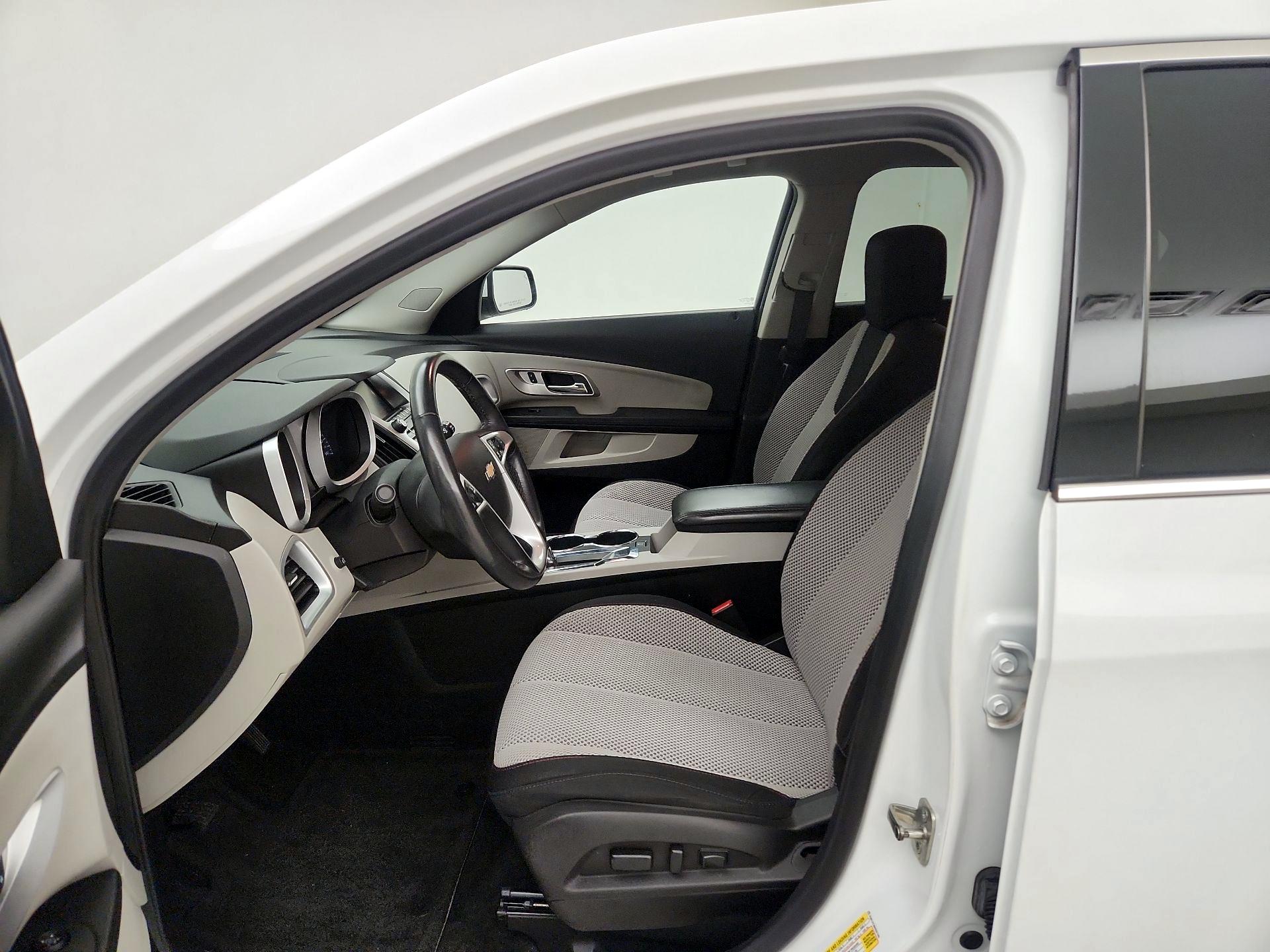 Thumbnail: 2017 Chevrolet Equinox - 11