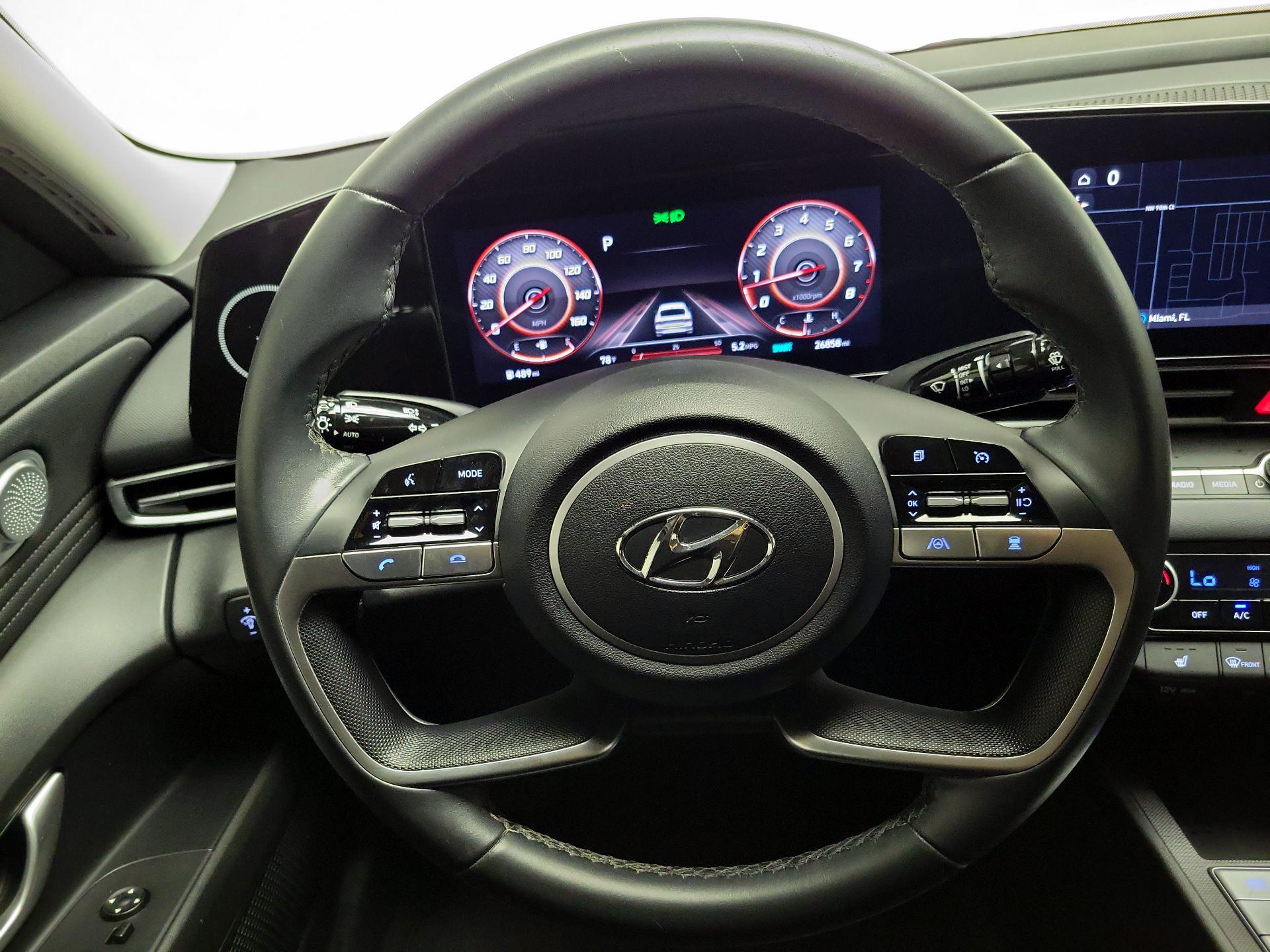 Thumbnail: 2023 Hyundai Elantra - 10