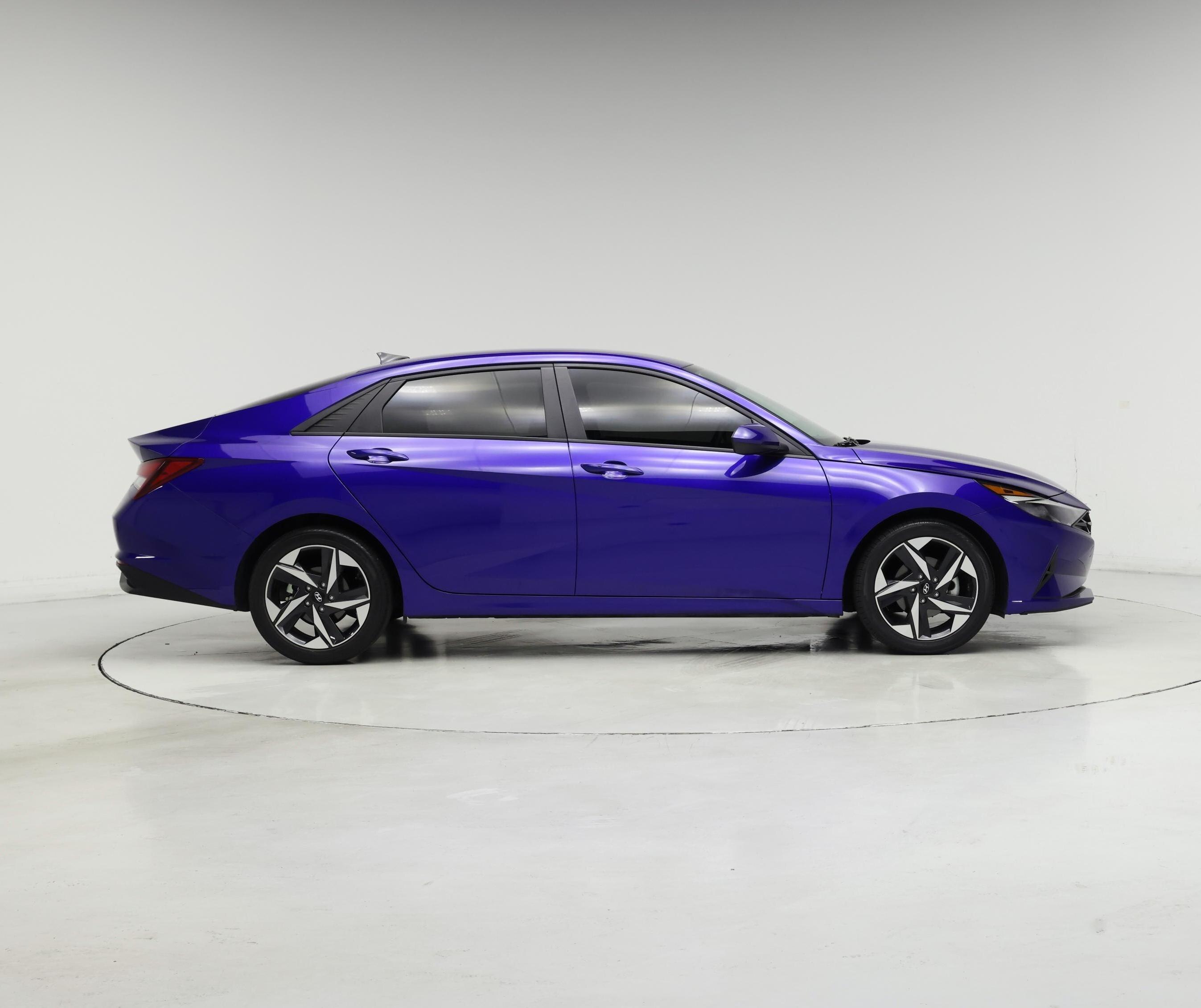 Thumbnail: 2023 Hyundai Elantra - 7