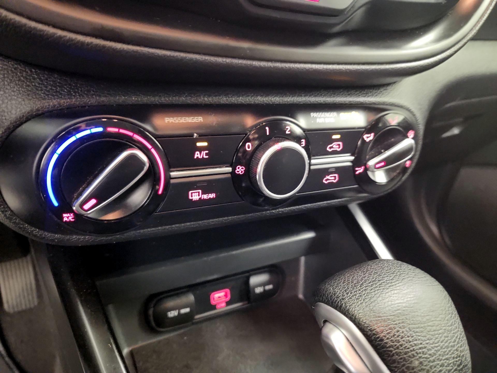 Thumbnail: 2021 Kia Soul - 16