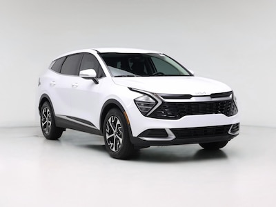 White 2024 Kia Sportage EX