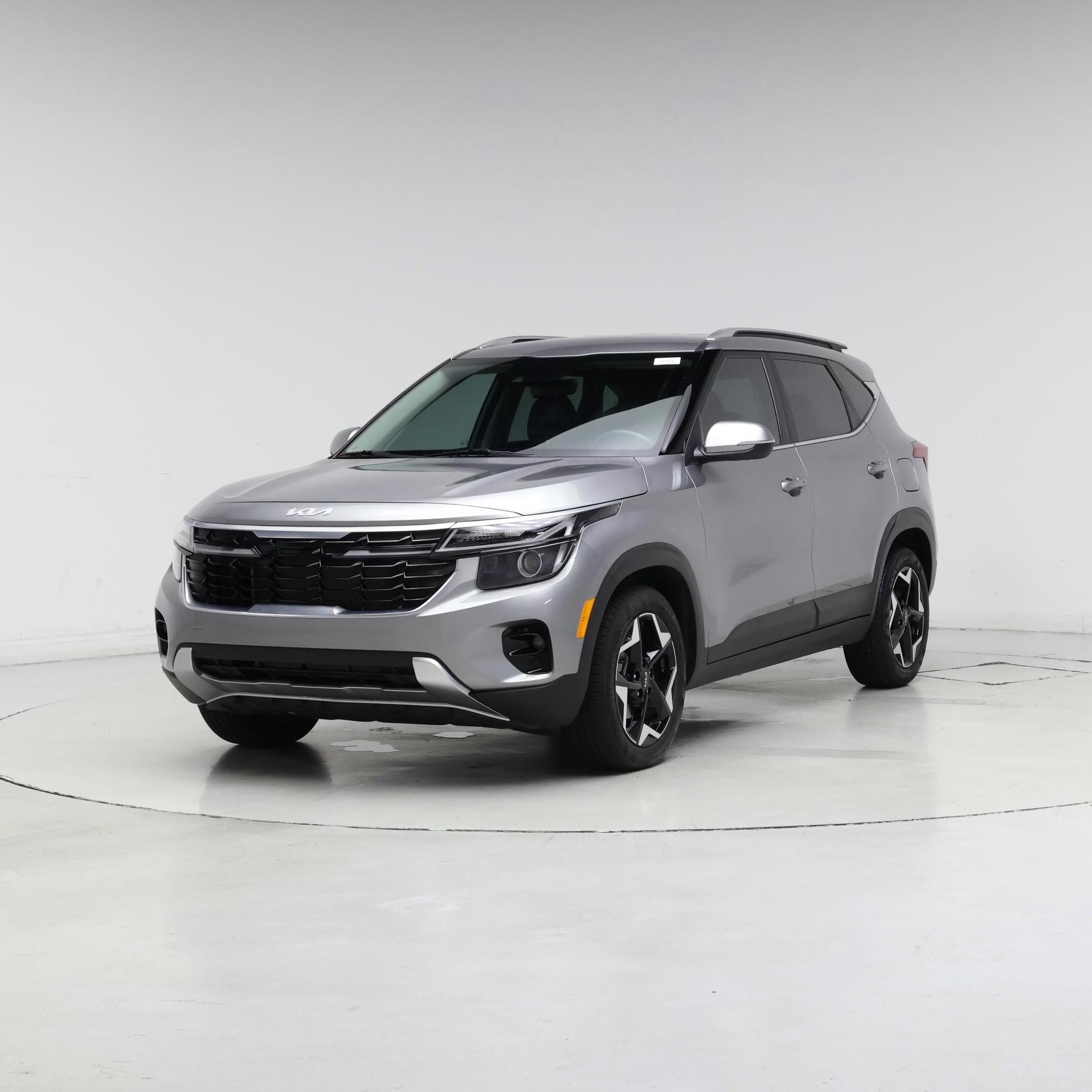 Thumbnail: 2024 Kia Seltos - 4