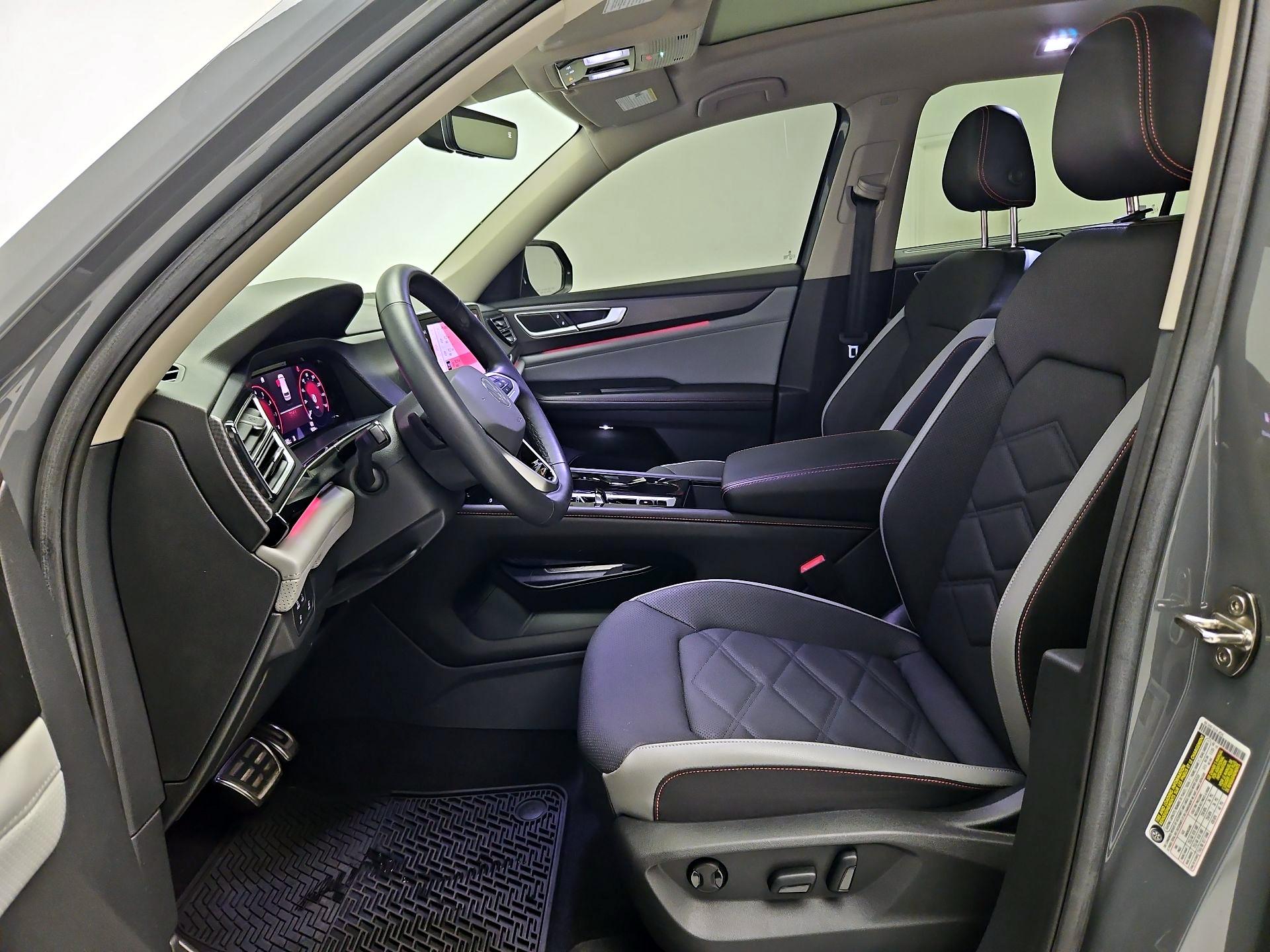 Thumbnail: 2024 Volkswagen Atlas - 11