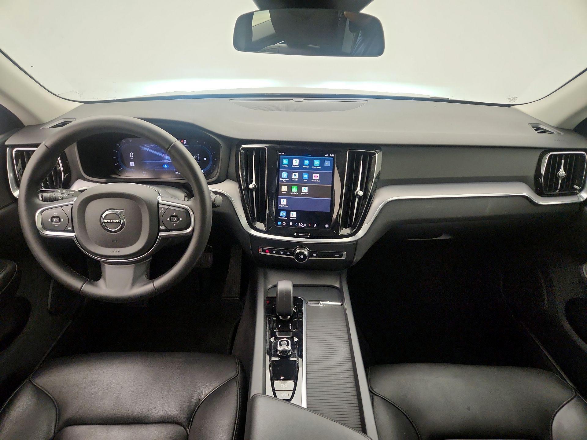 Thumbnail: 2025 Volvo S60 - 9