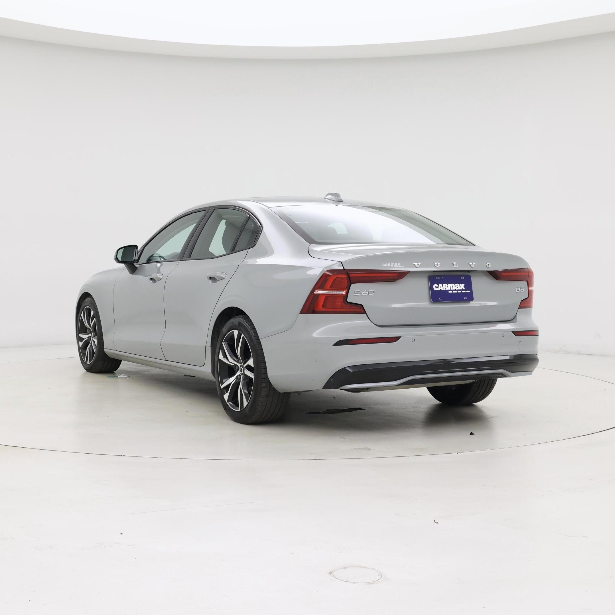 Thumbnail: 2025 Volvo S60 - 2