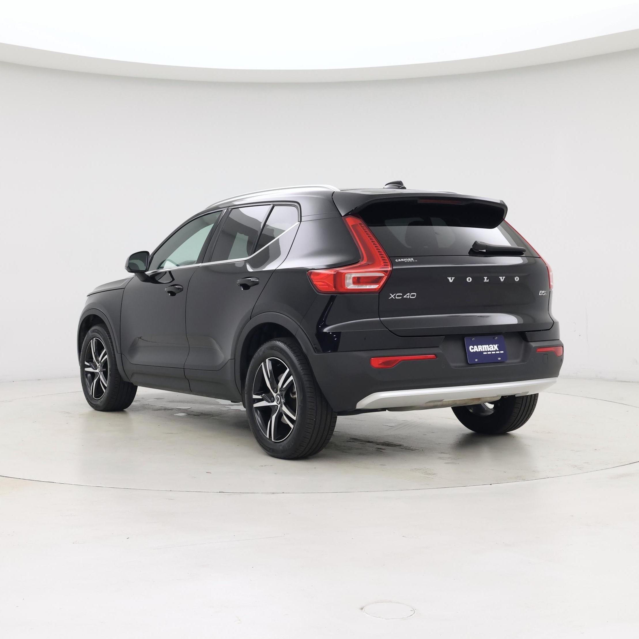 Thumbnail: 2025 Volvo XC40 - 2
