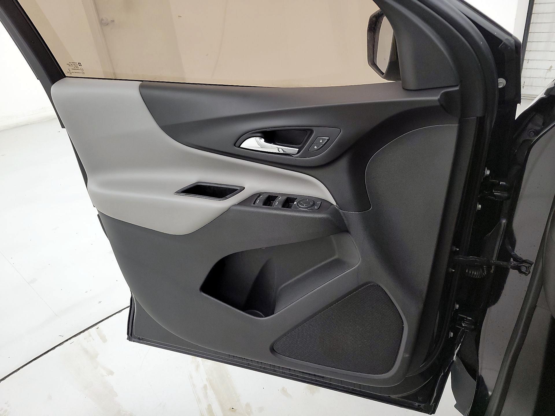 Thumbnail: 2020 Chevrolet Equinox - 12